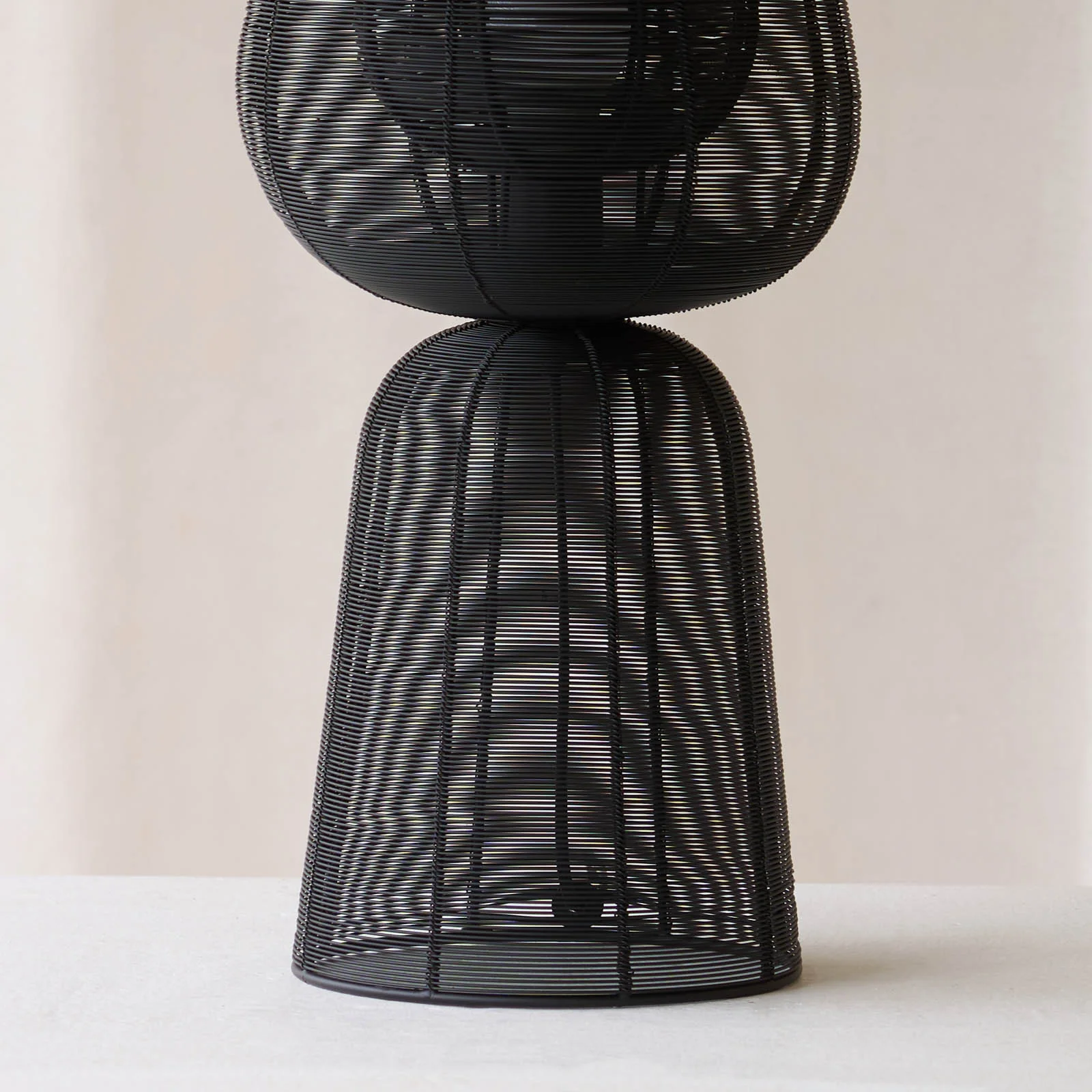 Aboso Table Lamp | Black - Image 2