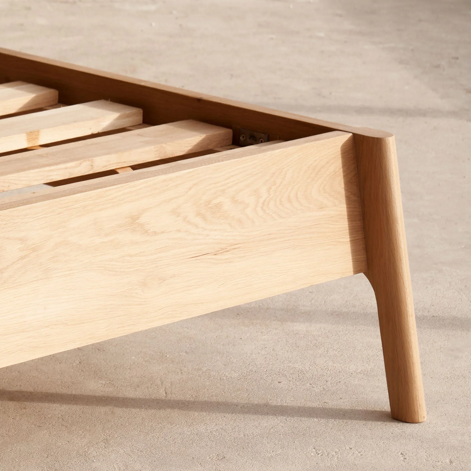 Air Bed Frame | Oak - Image 3