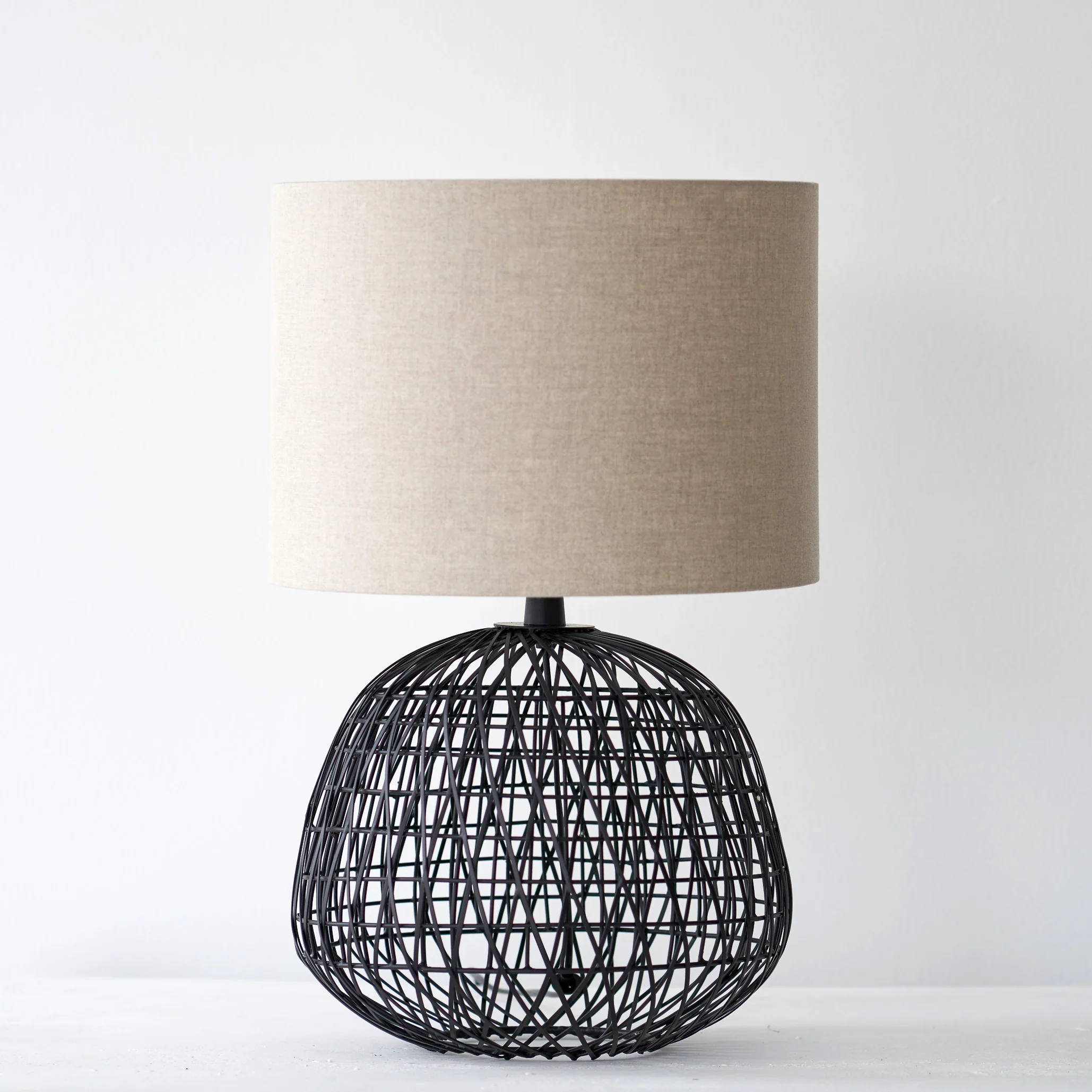 Alwina Table Lamp | Black (28cm) - Image 4