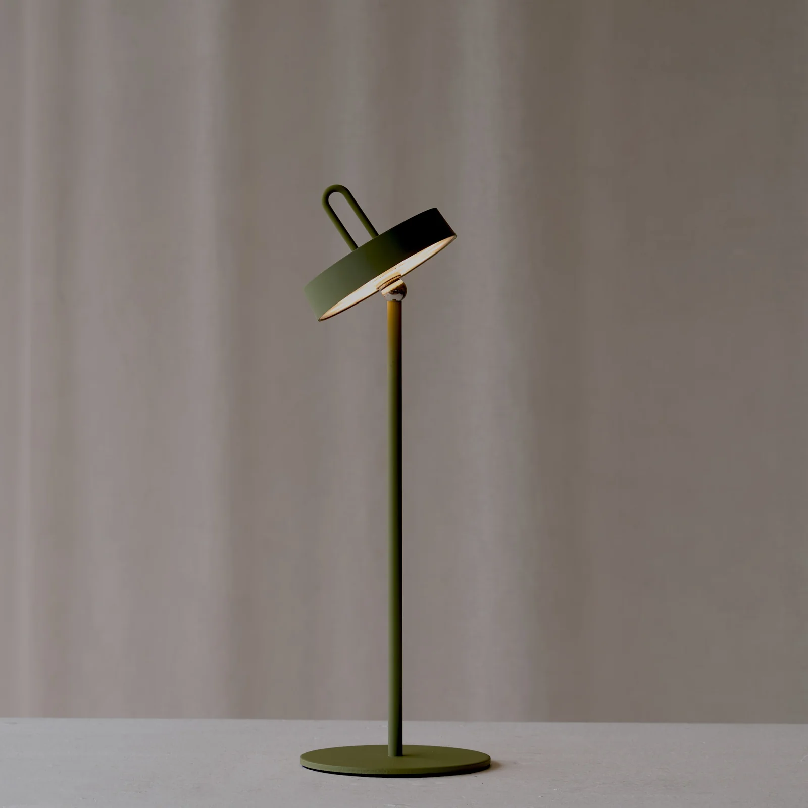 Ampeha Outdoor LED Table Lamp | Olive - Image 8