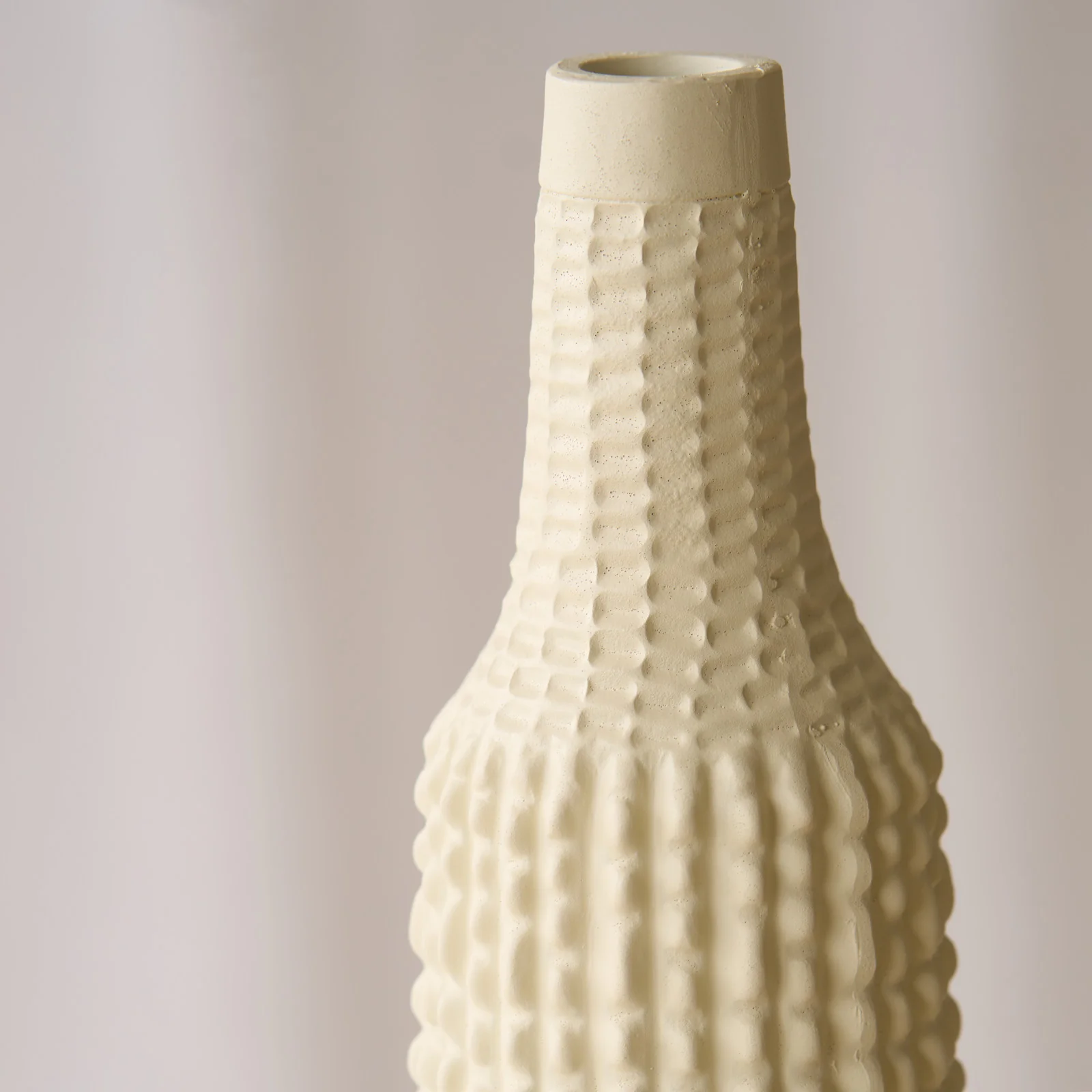 Angira Vase | Cream - Image 2