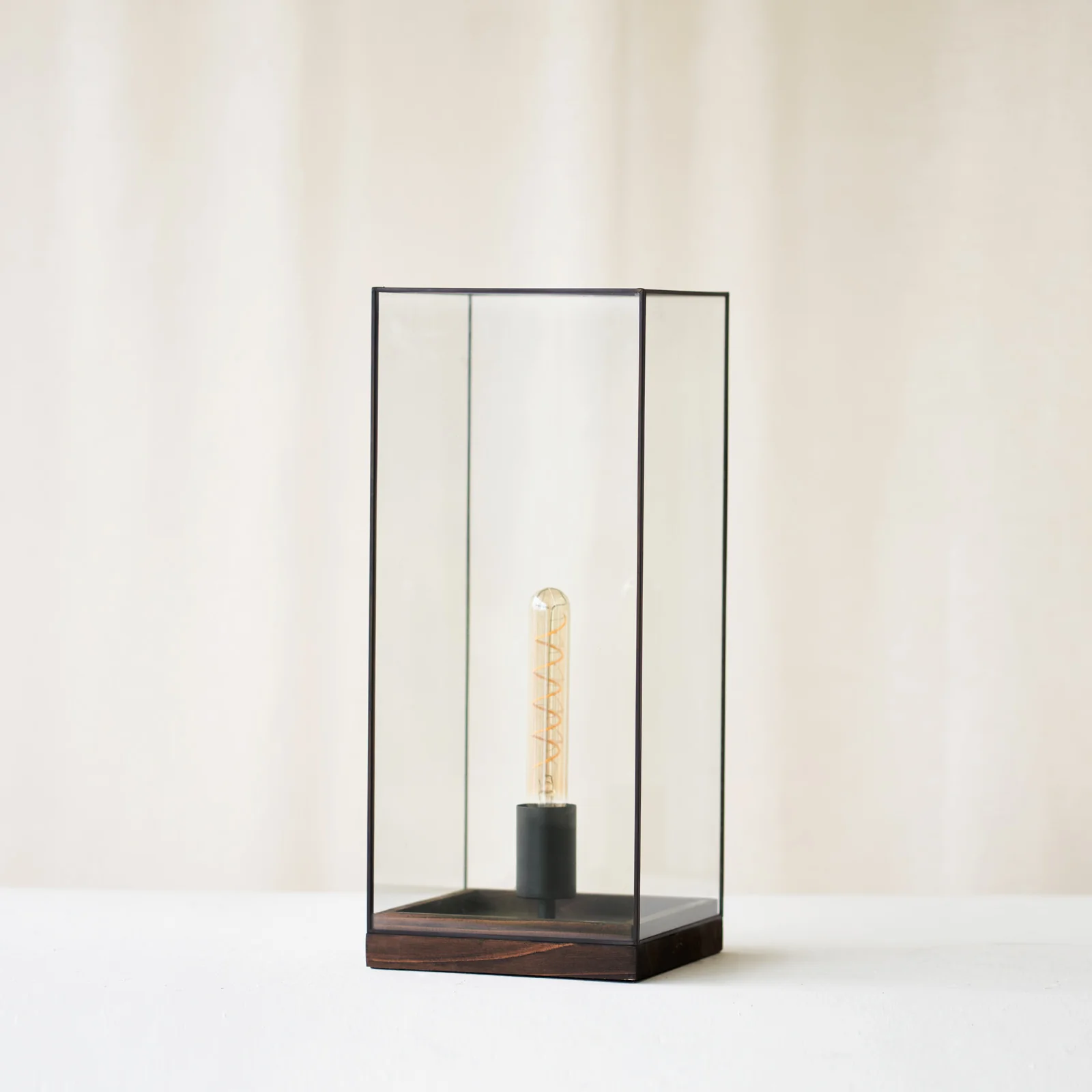 Askjer Table Lamp - Image 2