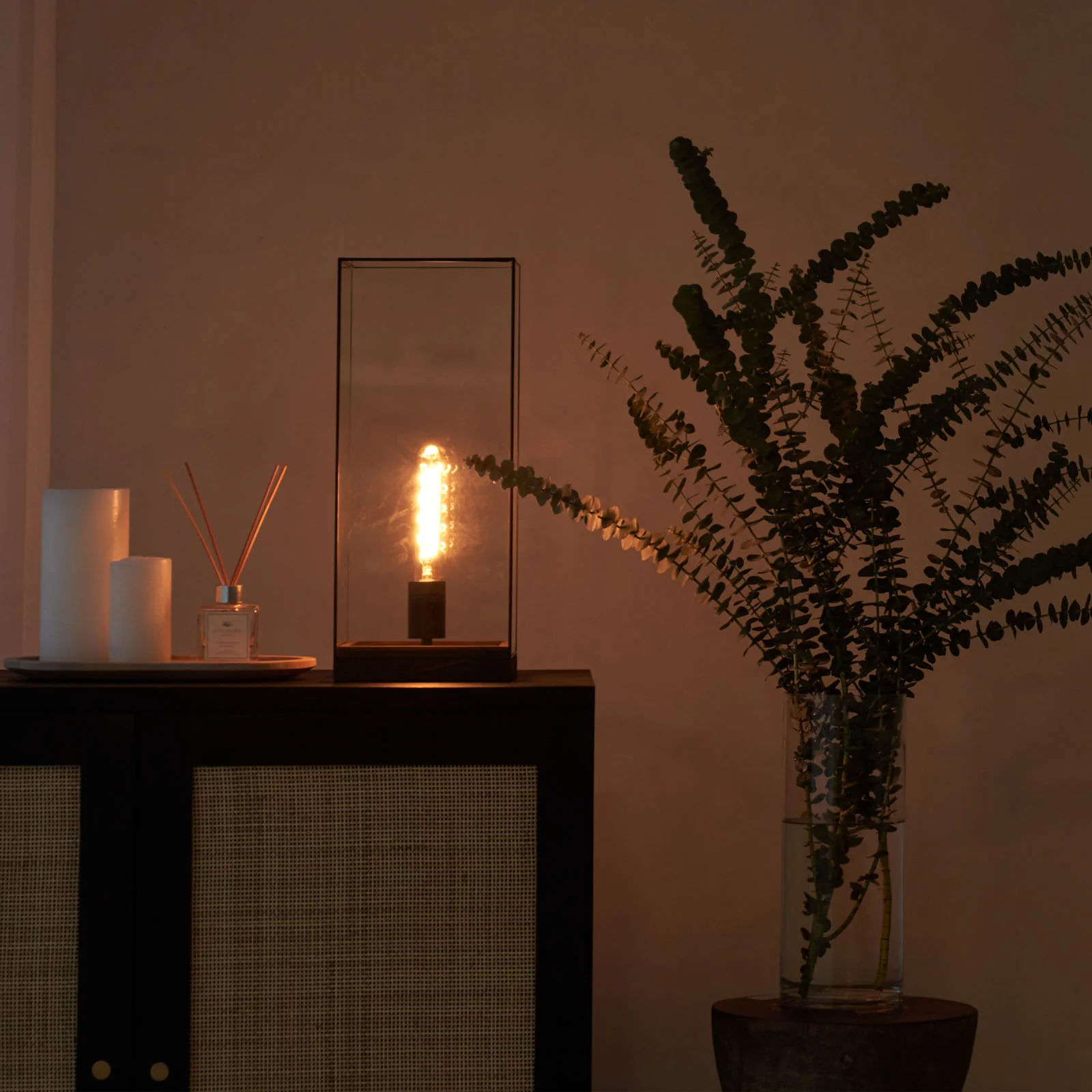 Askjer Table Lamp - Image 5