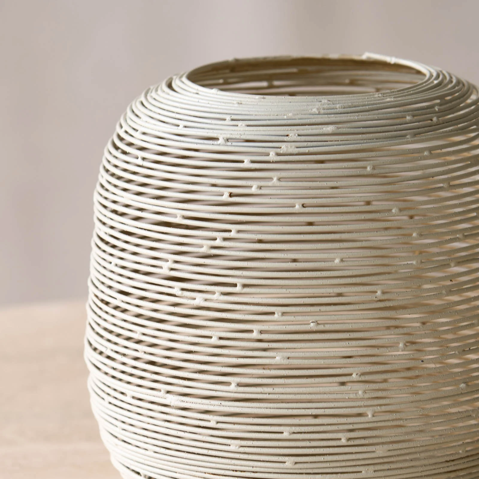 Banjera Metal Hurricane | Cream - Image 4