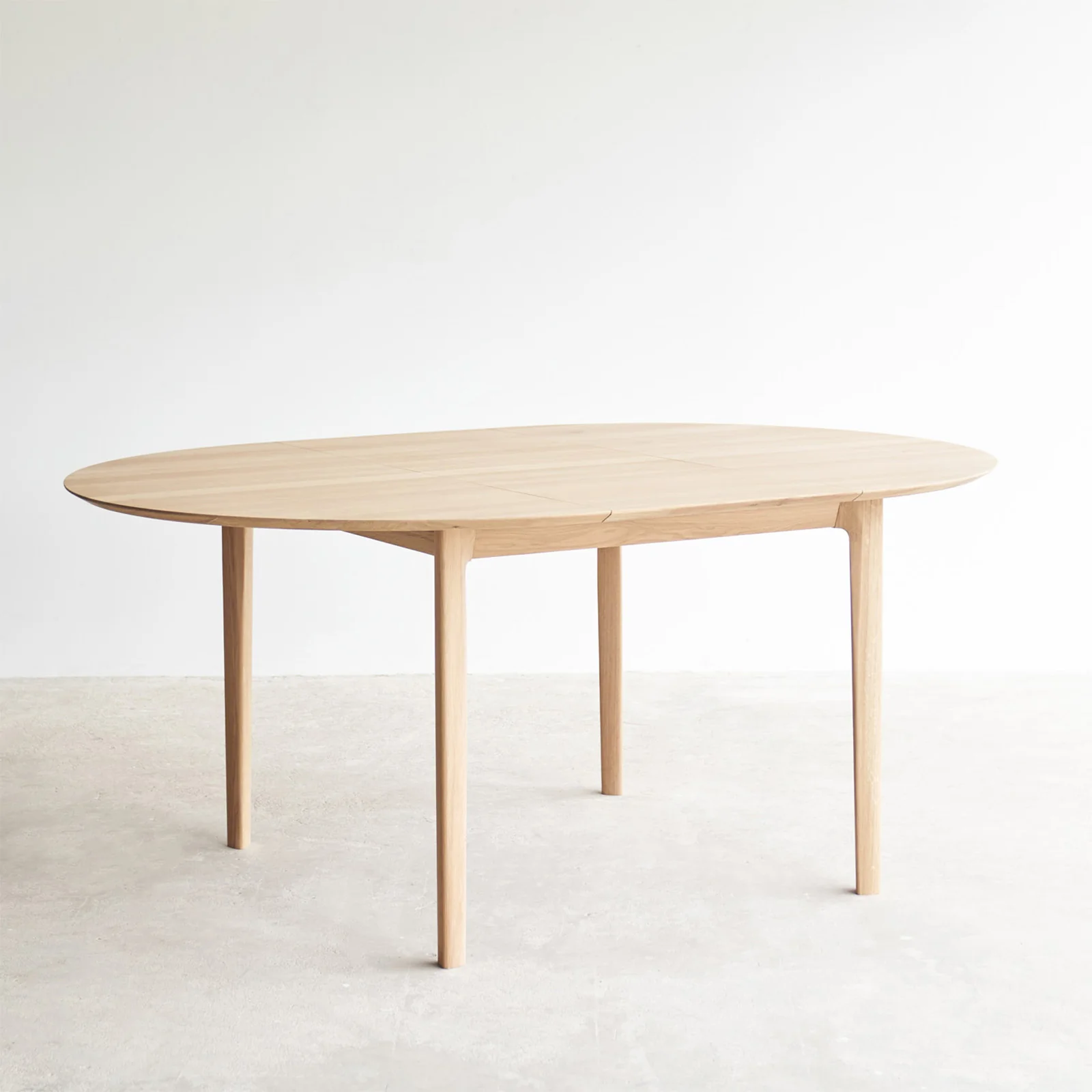 Bok Extendable Round Dining Table | Oak - Image 5