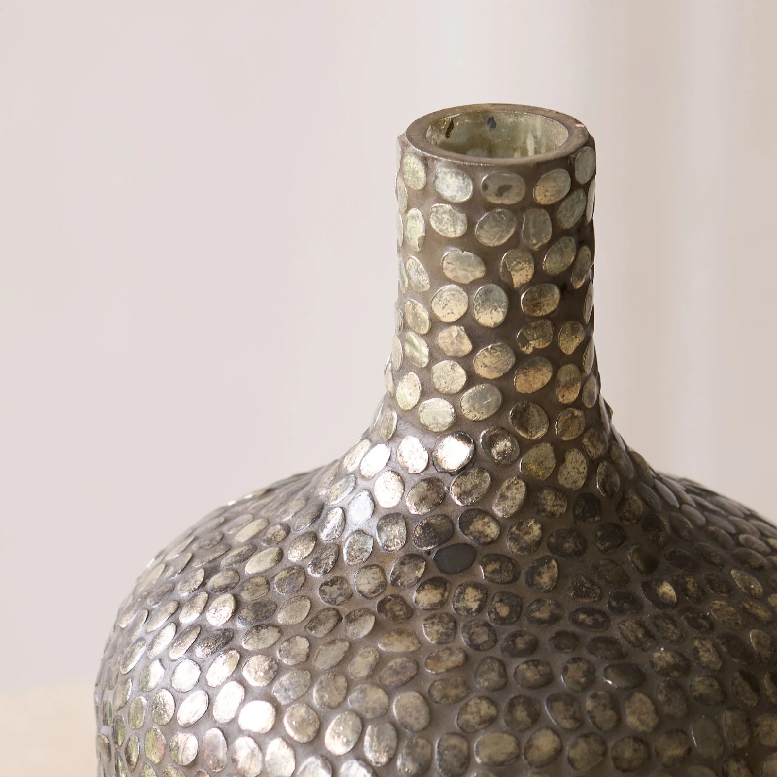 Bomadu Vase | Antique Black - Image 2