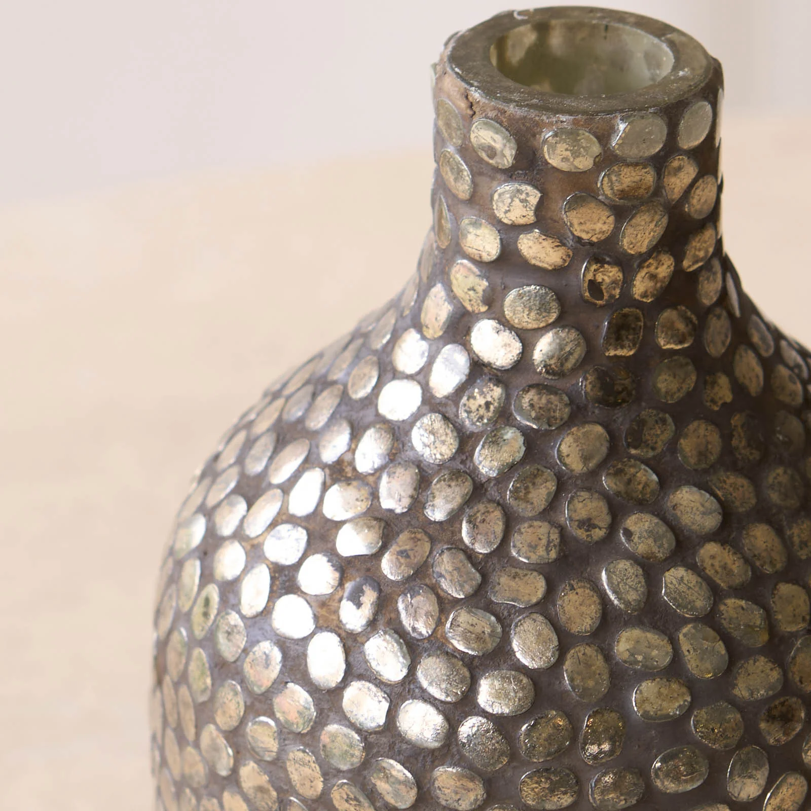 Bomadu Vase | Antique Black - Image 6