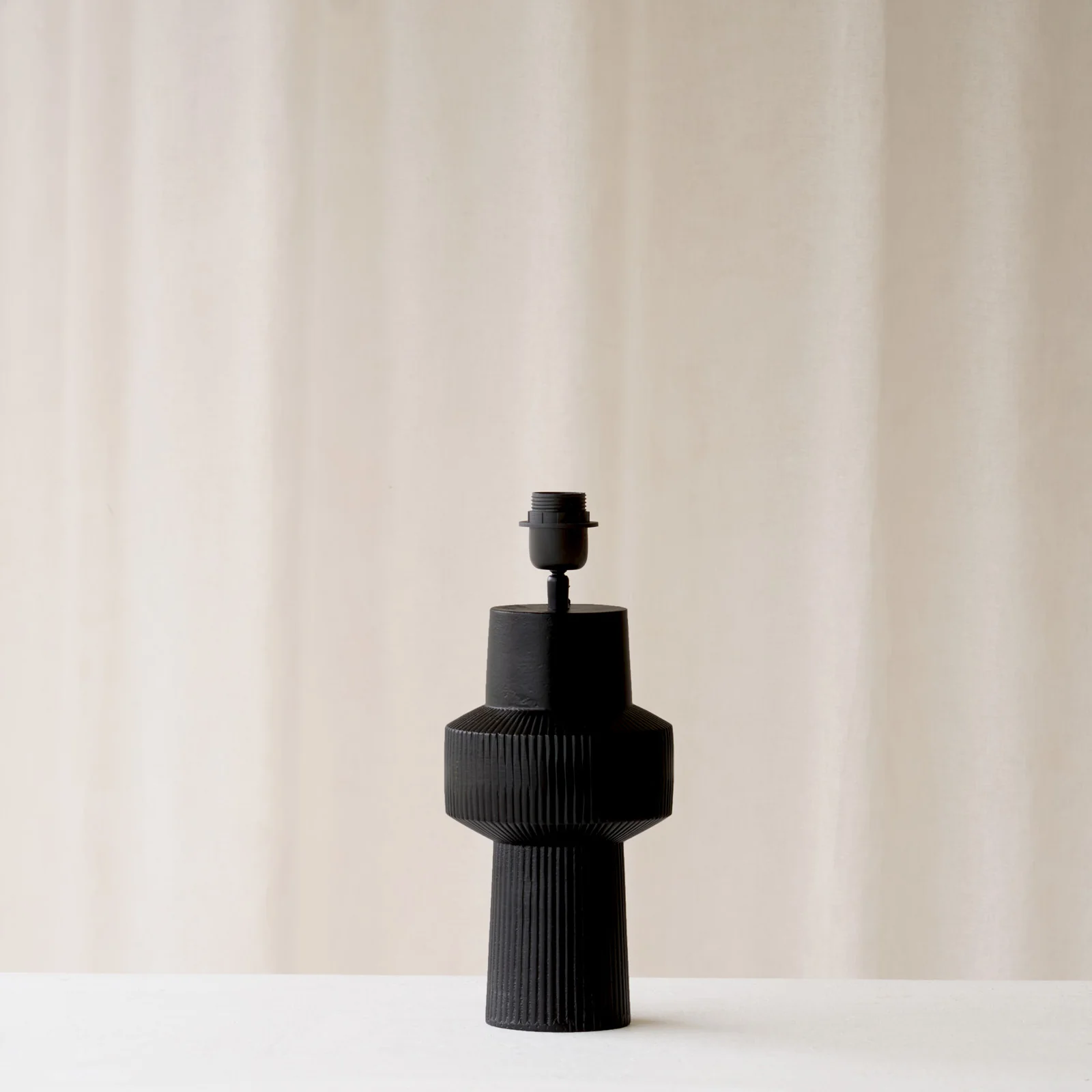 Briska Table Lamp | Black (37cm) - Image 3
