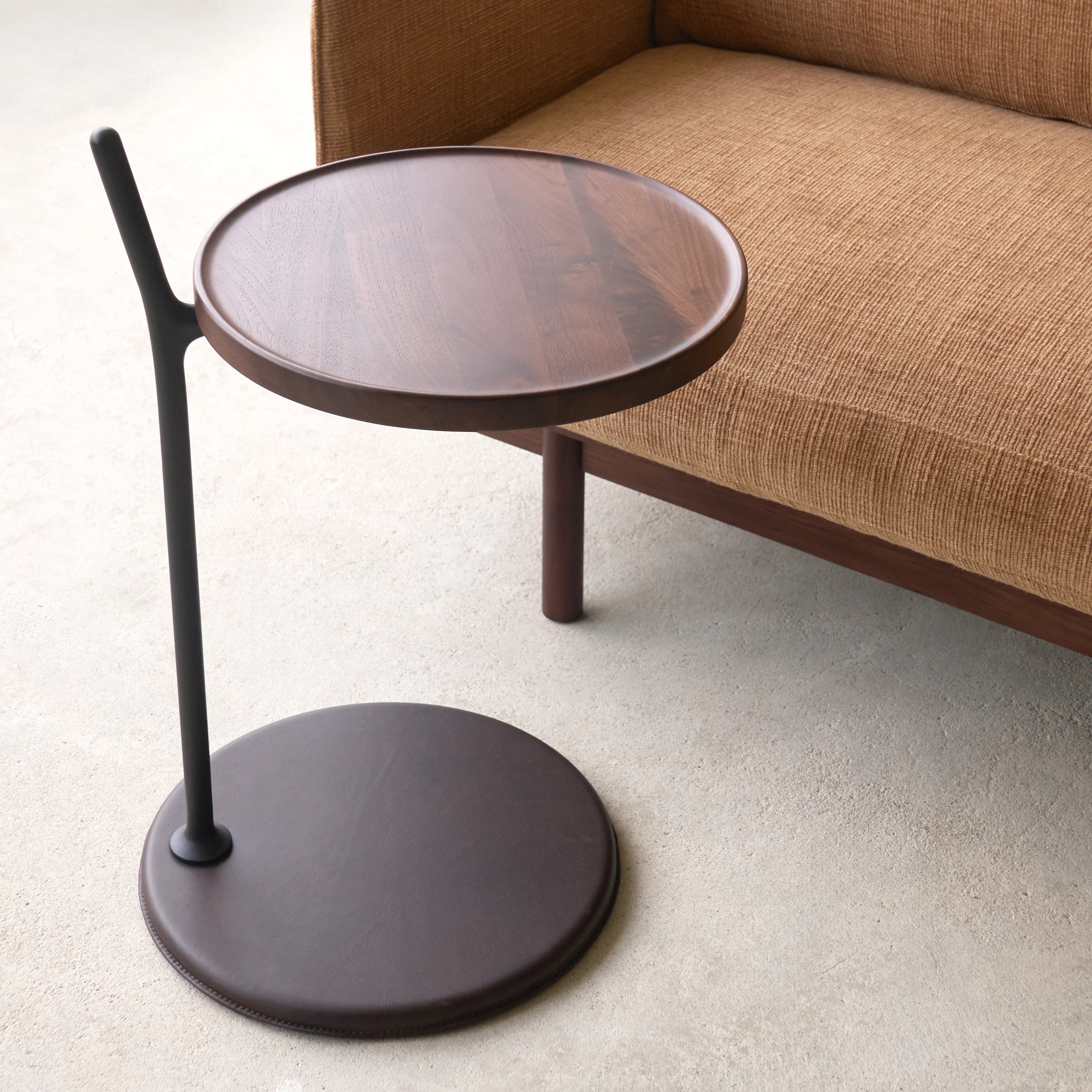 Bystander Leather Side Table | Espresso with Walnut Frame - Image 8