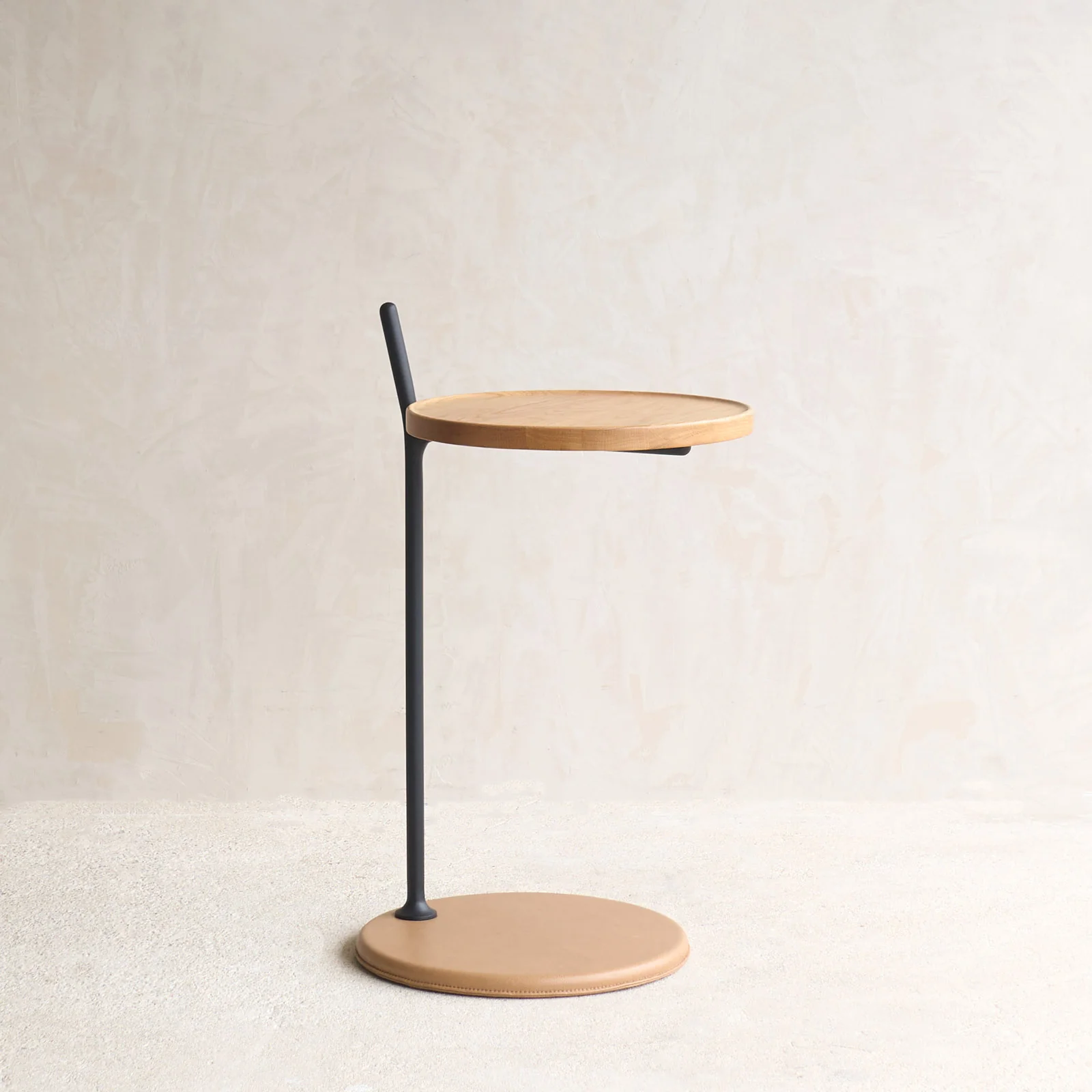 Bystander Leather Side Table | Pecan with Oak Frame - Image 2