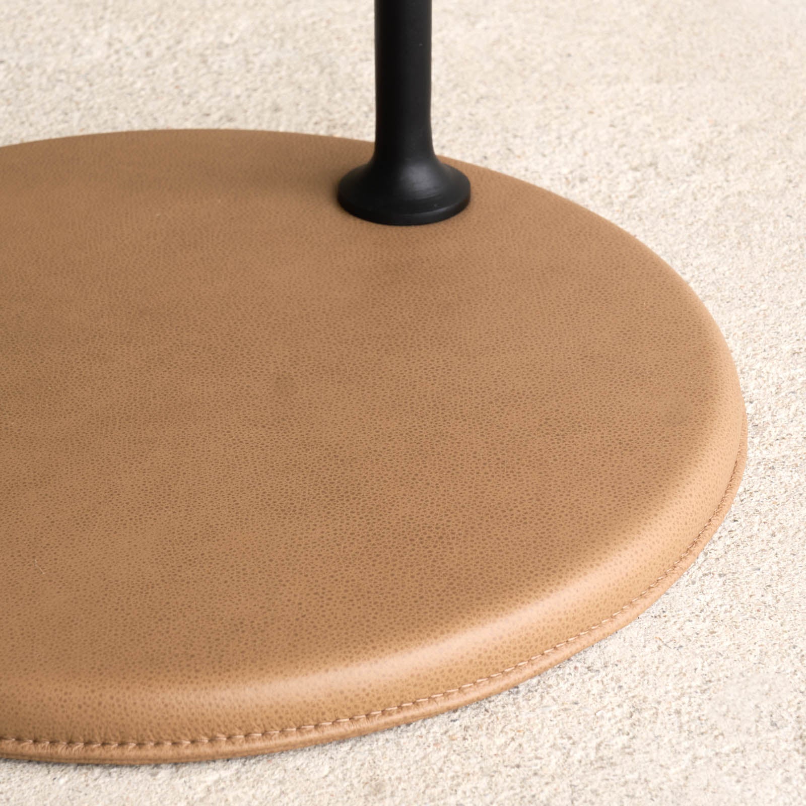 Bystander Leather Side Table | Pecan with Oak Frame - Image 5