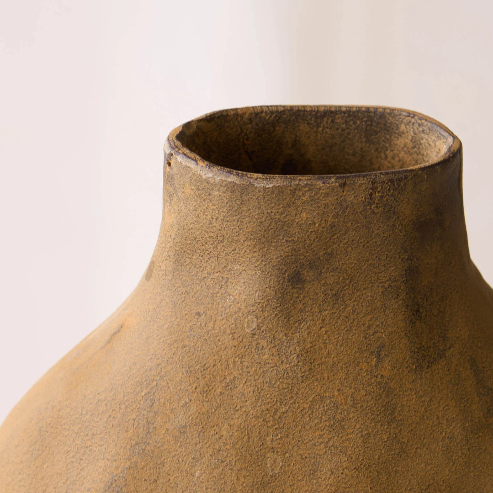 Casine Vase | Brown - Image 4