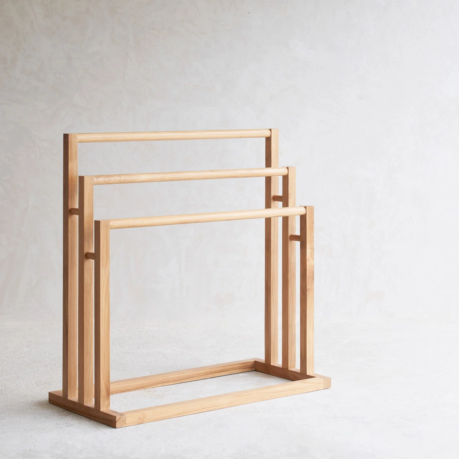 Caybria Towel Rack | Old Teak - Natural (100cm) - Image 3