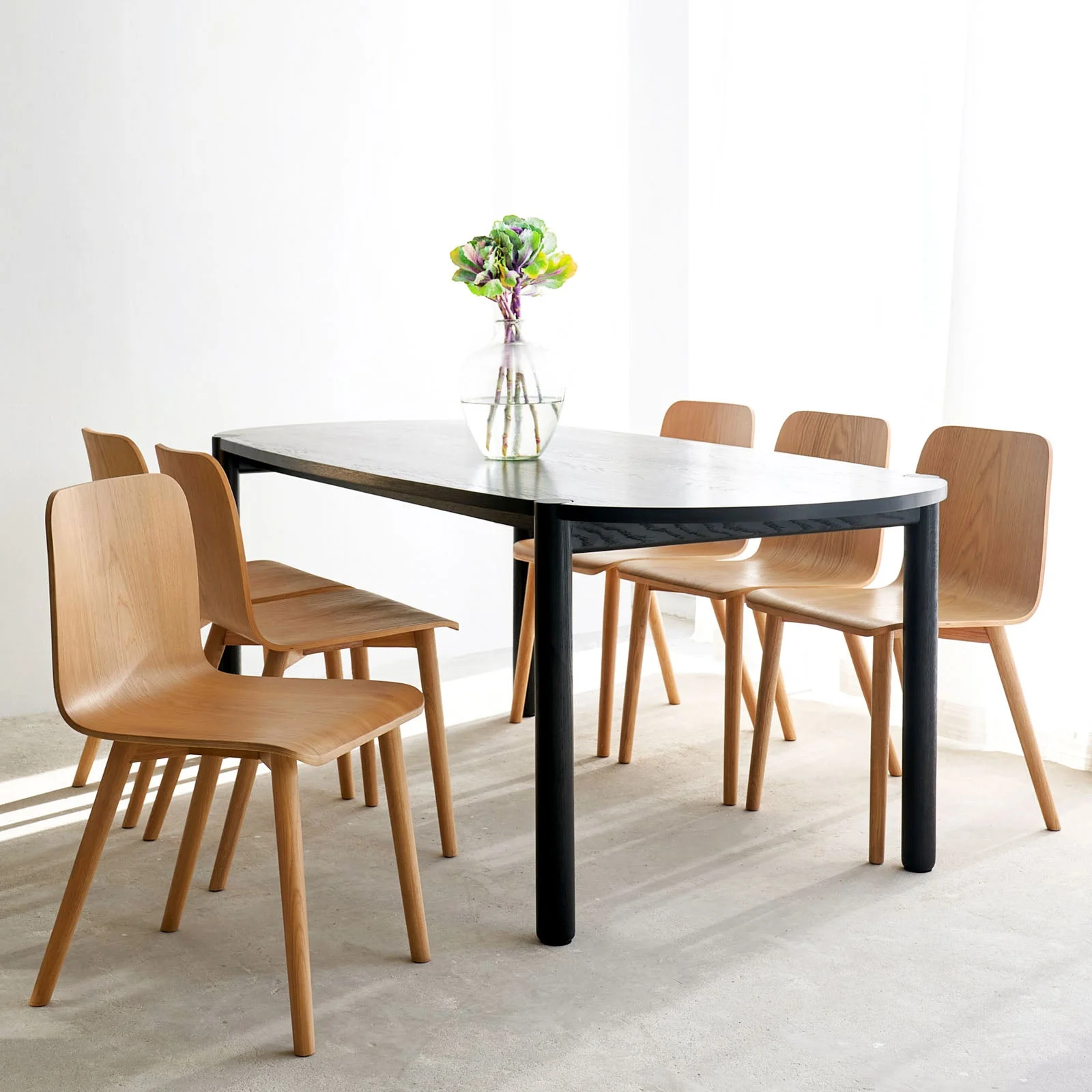 Cove Dining Table | Oak - Black - Image 4