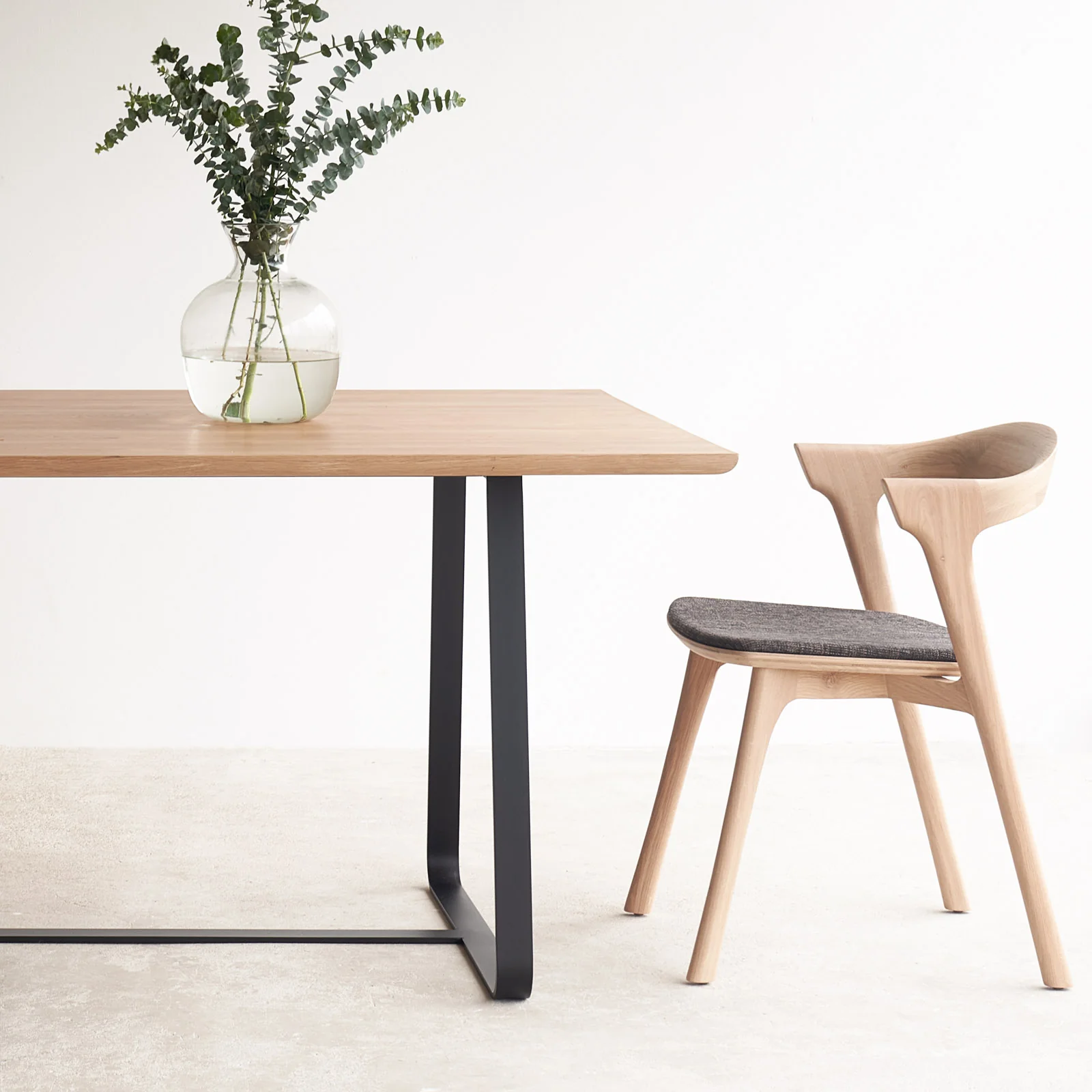 Dining Table | Oak with Black Sleigh Base (220cm) - Image 2