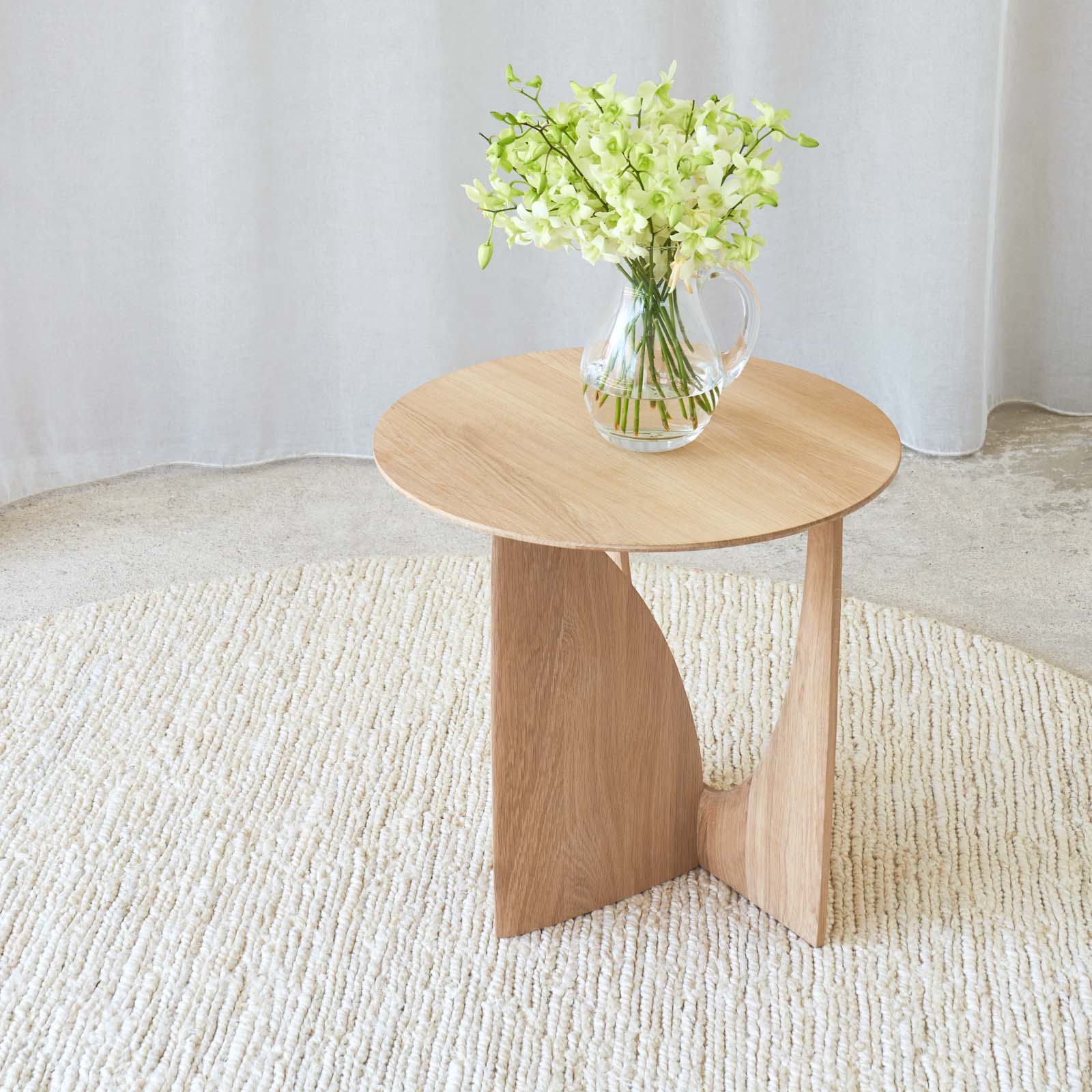 Geometric Side Table | Oak - Natural - Image 4