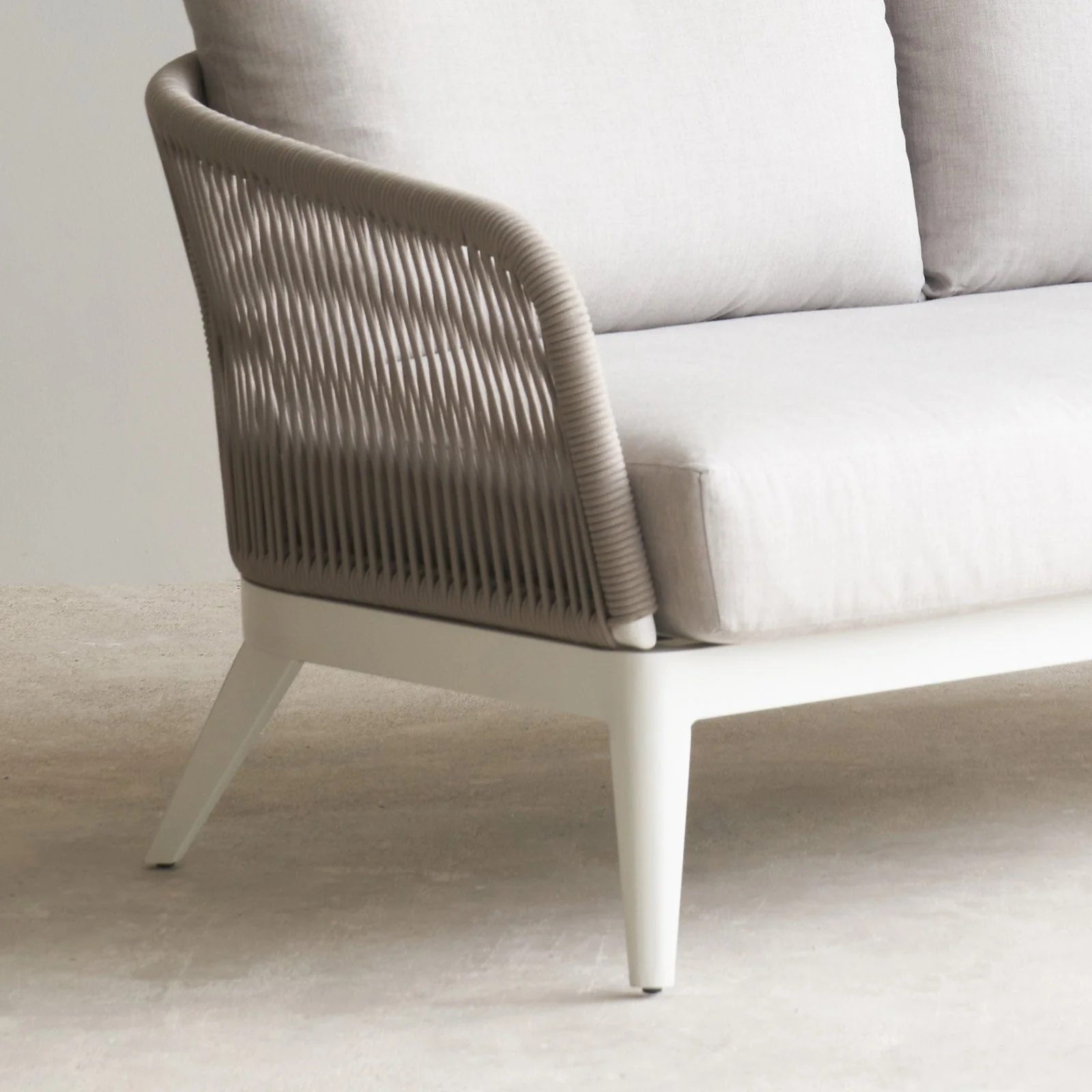 Hamilton Outdoor Sofa | 3 Seater White Frame - Grey (252cm) - Image 3