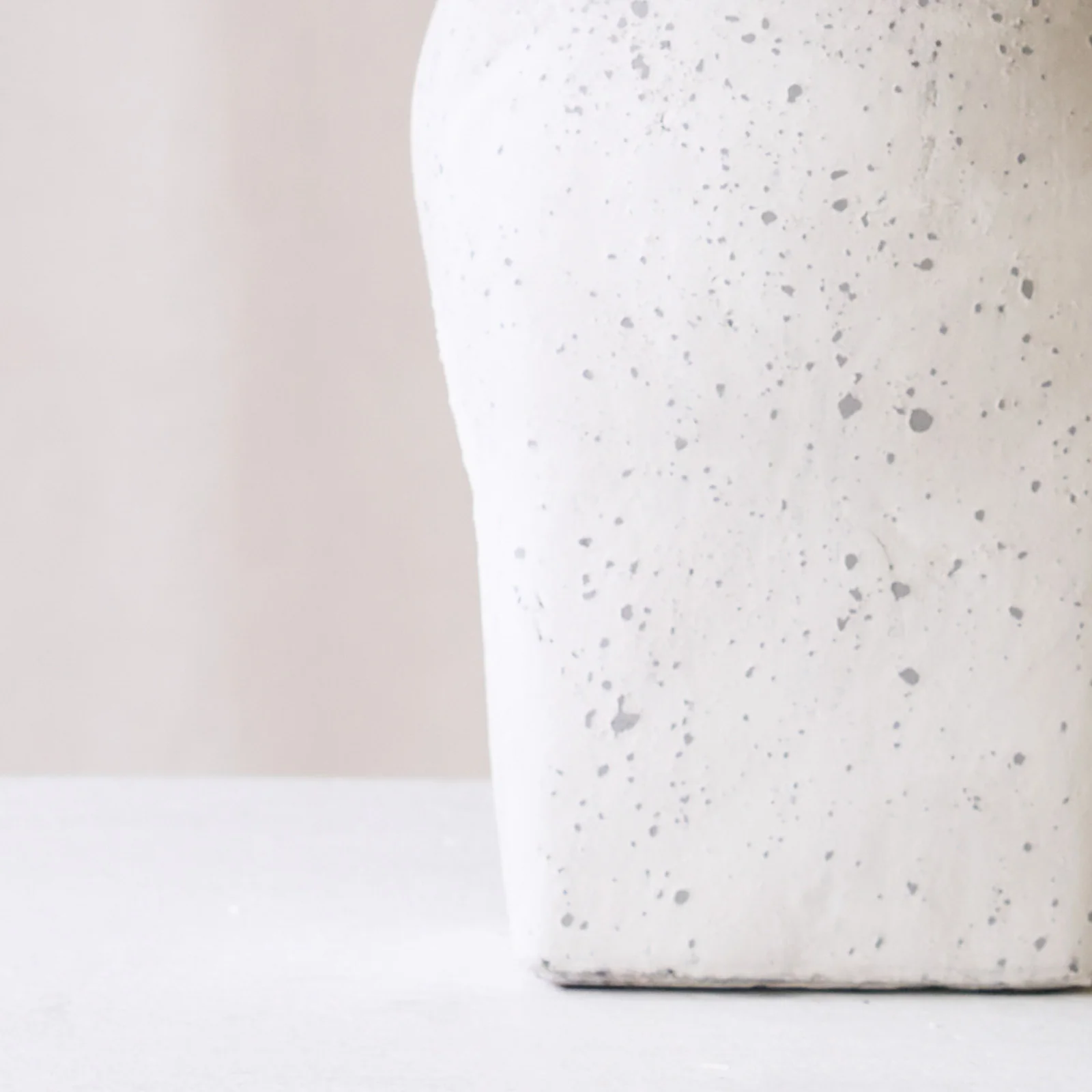 Hekla Table Lamp | Light Grey (36cm) - Image 4