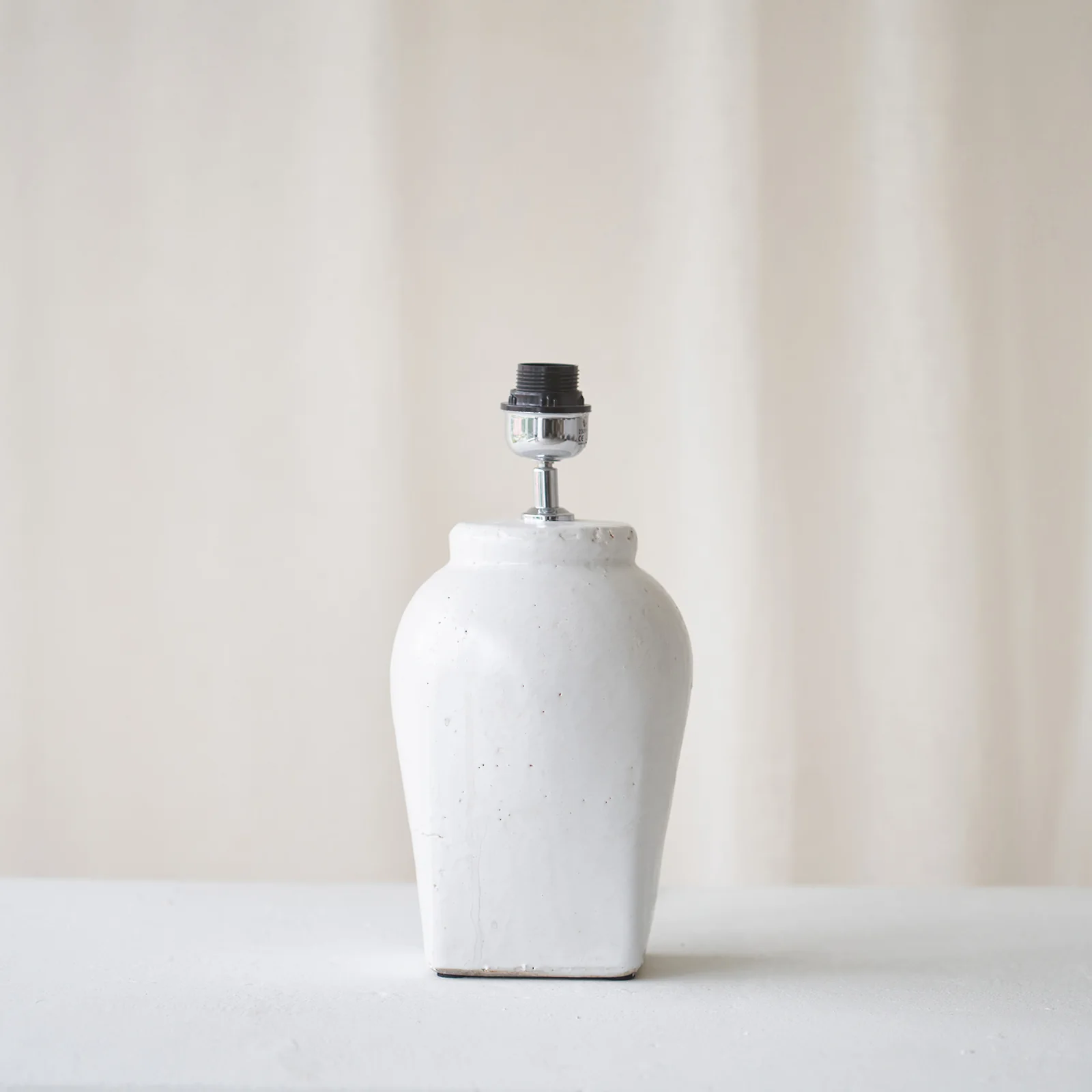 Hekla Table Lamp | White (36cm) - Image 3