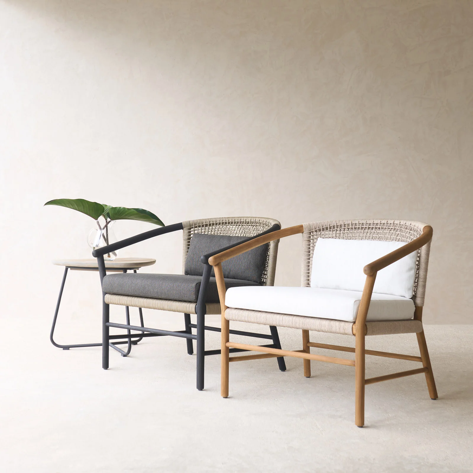 Icon Outdoor Lounge Chair | Light Grey - Image 10