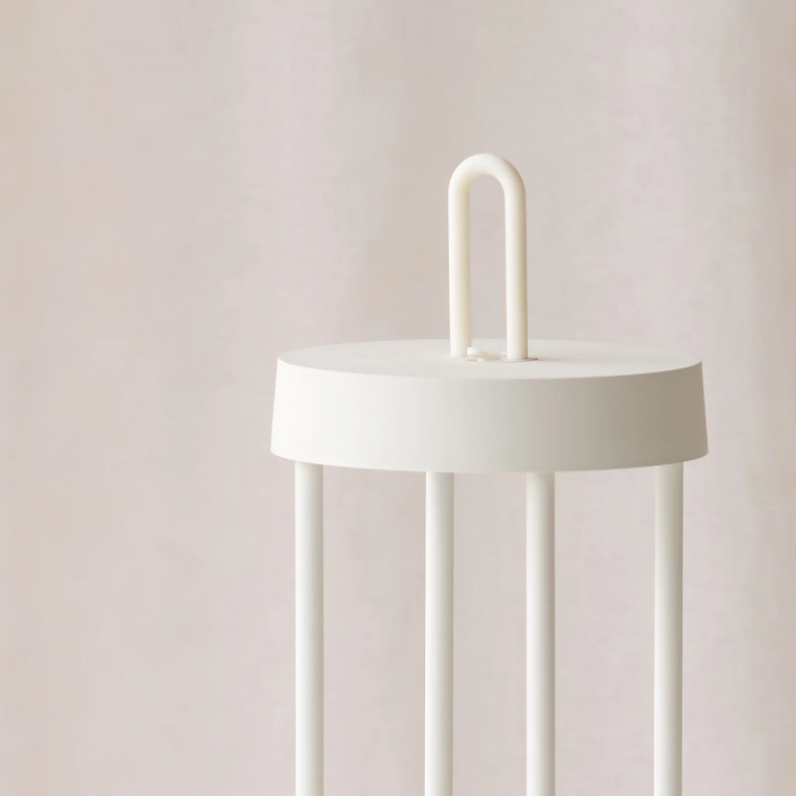 Isalo Outdoor LED Table Lamp | Cream - Image 5