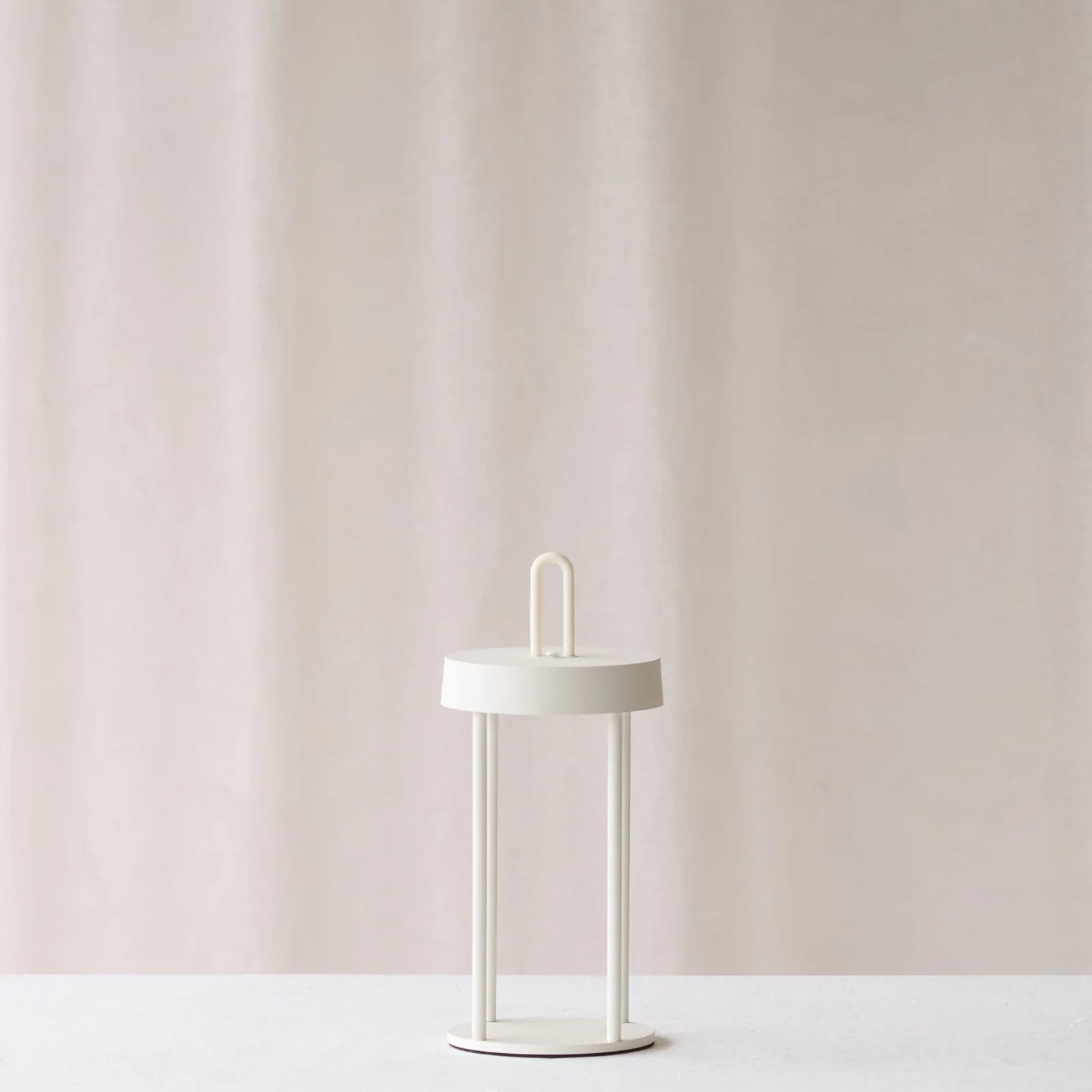 Isalo Outdoor LED Table Lamp | Cream - Image 6
