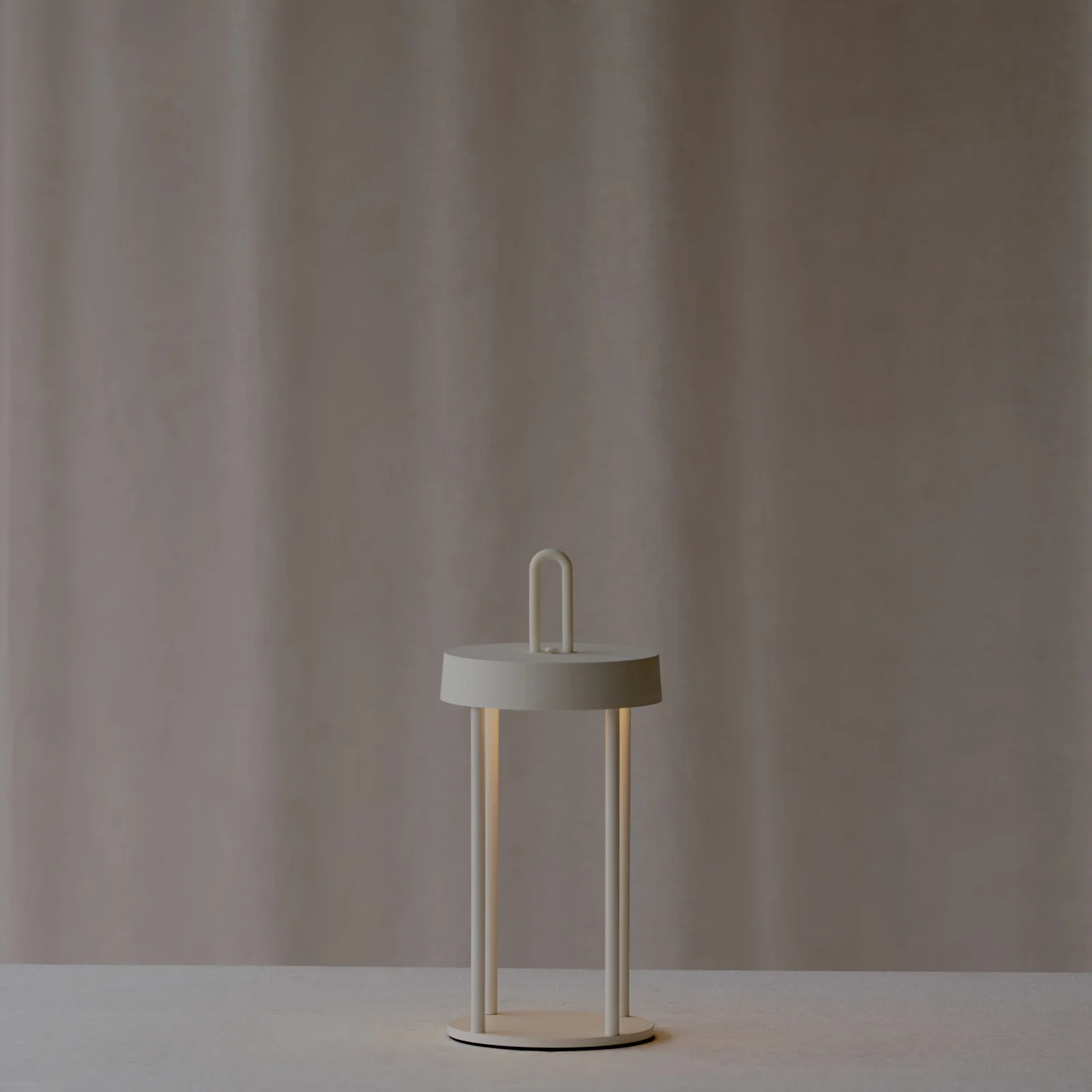 Isalo Outdoor LED Table Lamp | Cream - Image 7