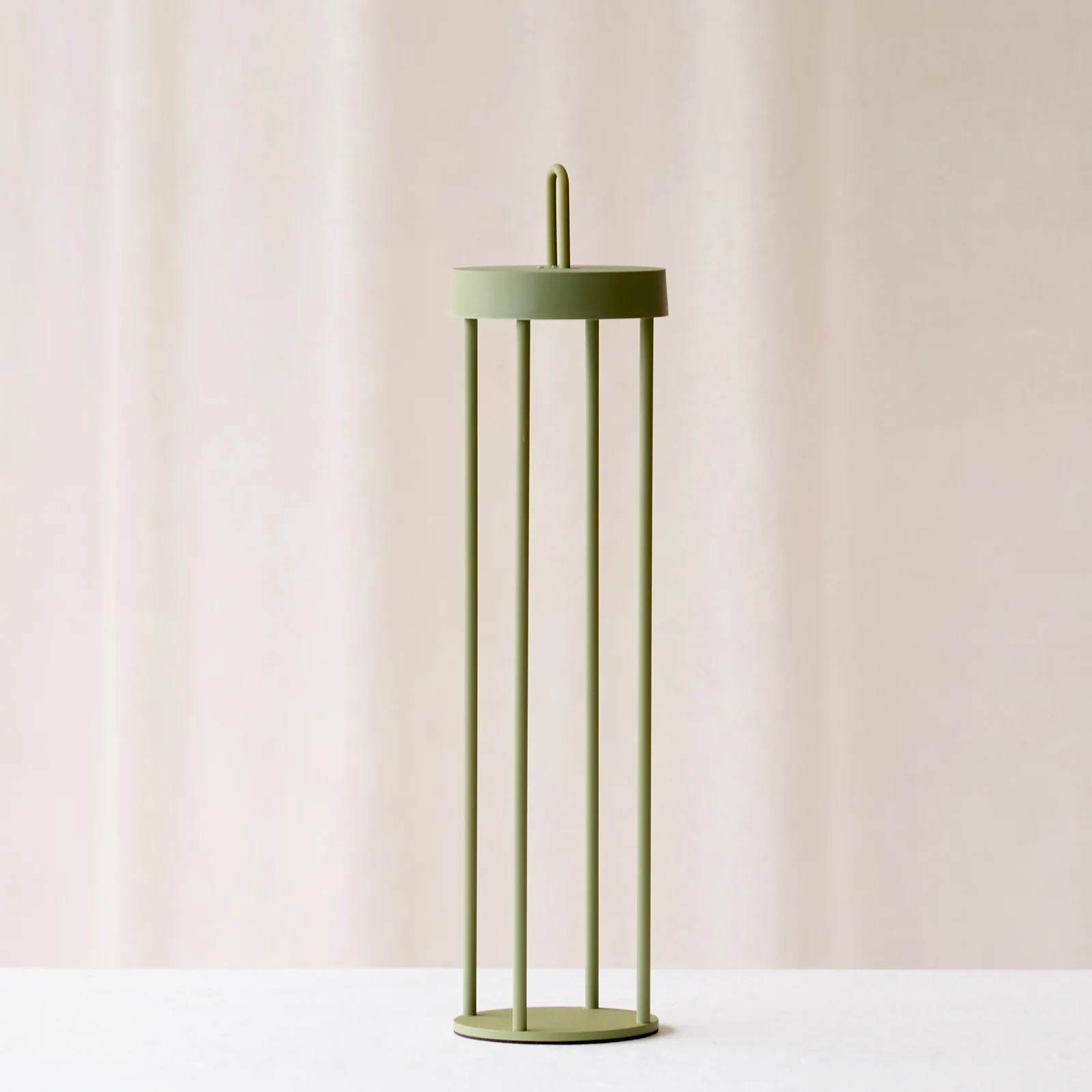 Isalo Outdoor LED Table Lamp | Olive