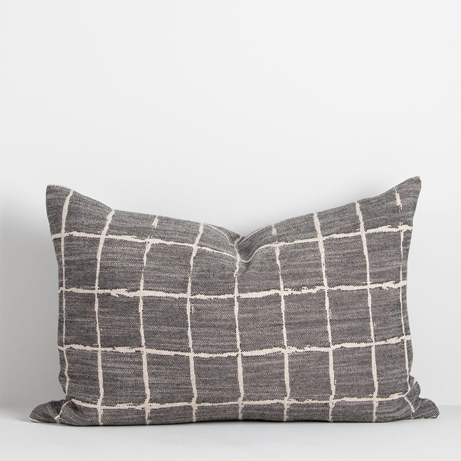 Johnson Lumbar Cushion | Black (40 x 60cm) - Image 2