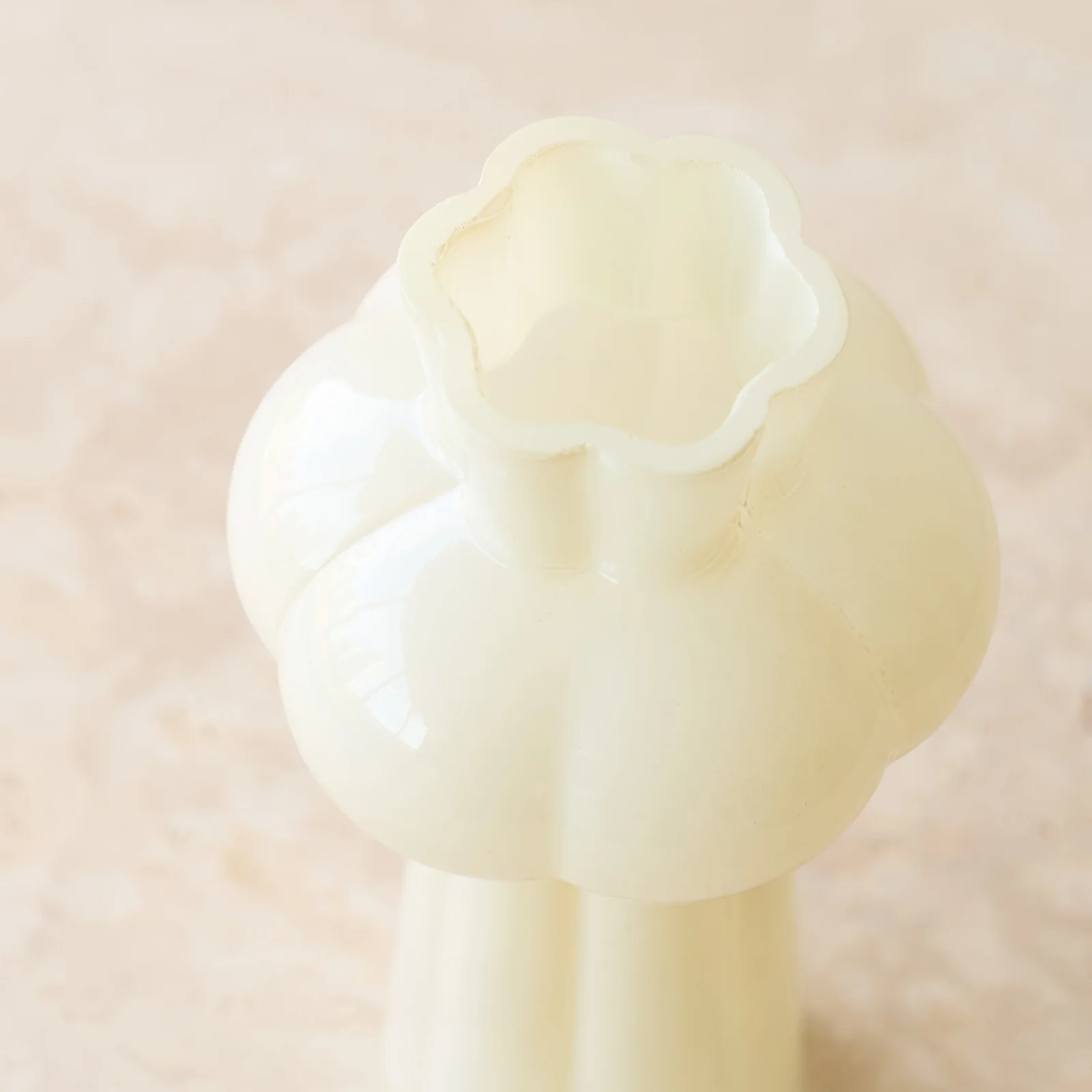 Kortesu Vase | Cream - Image 2
