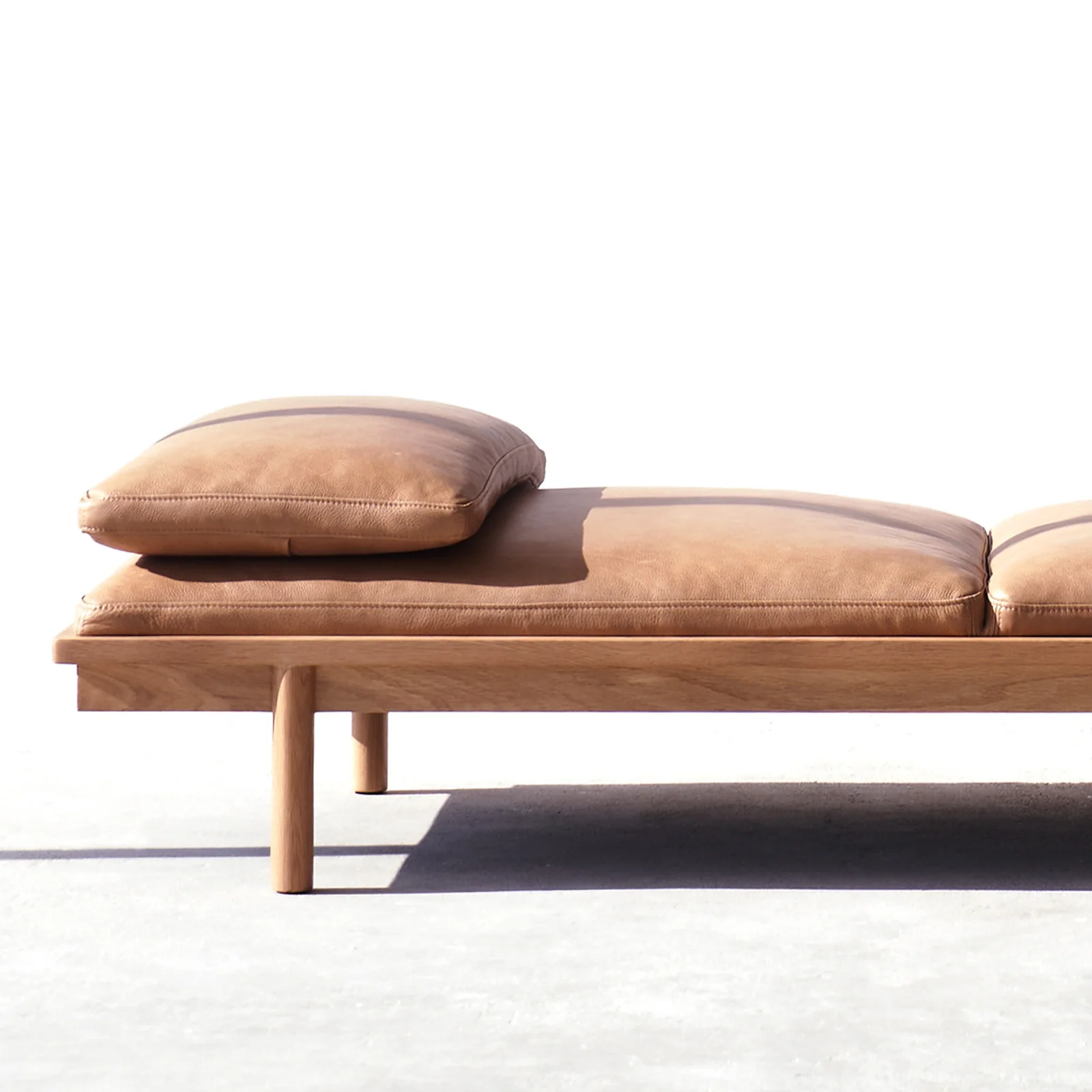 Pensive Daybed | Bespoke Leather (180cm) - Image 9