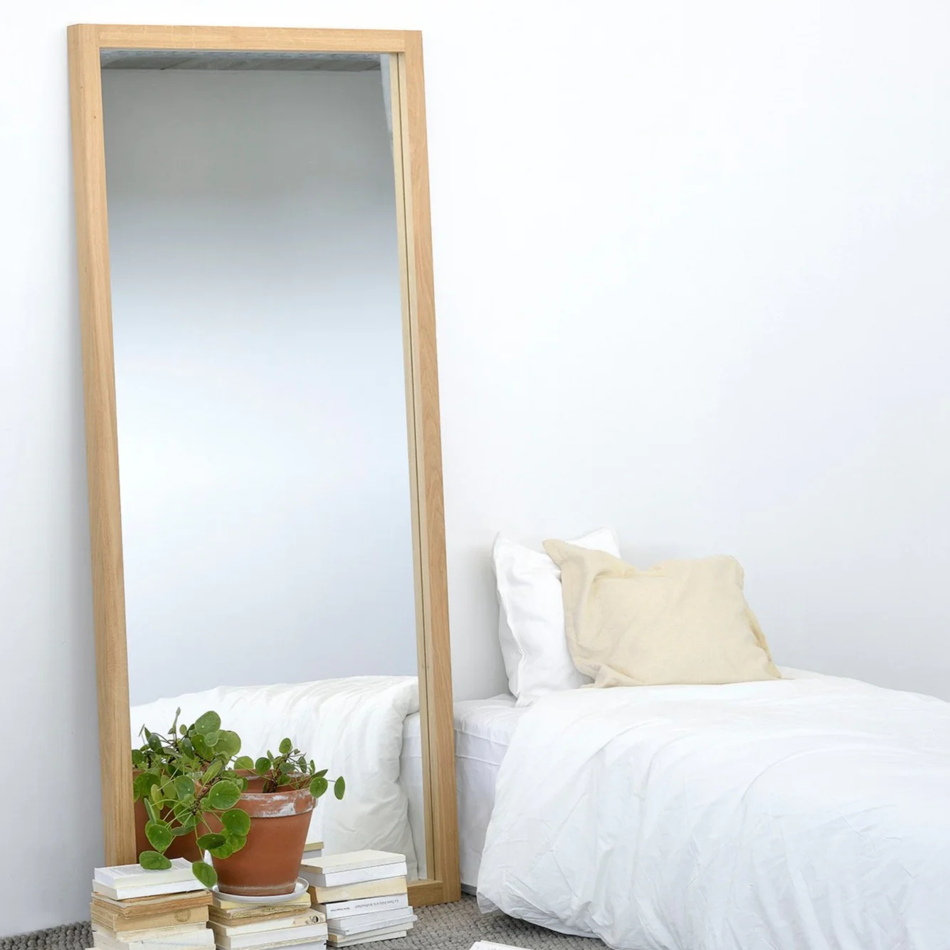 Light Frame Floor Mirror | Oak (200cm) - Image 3