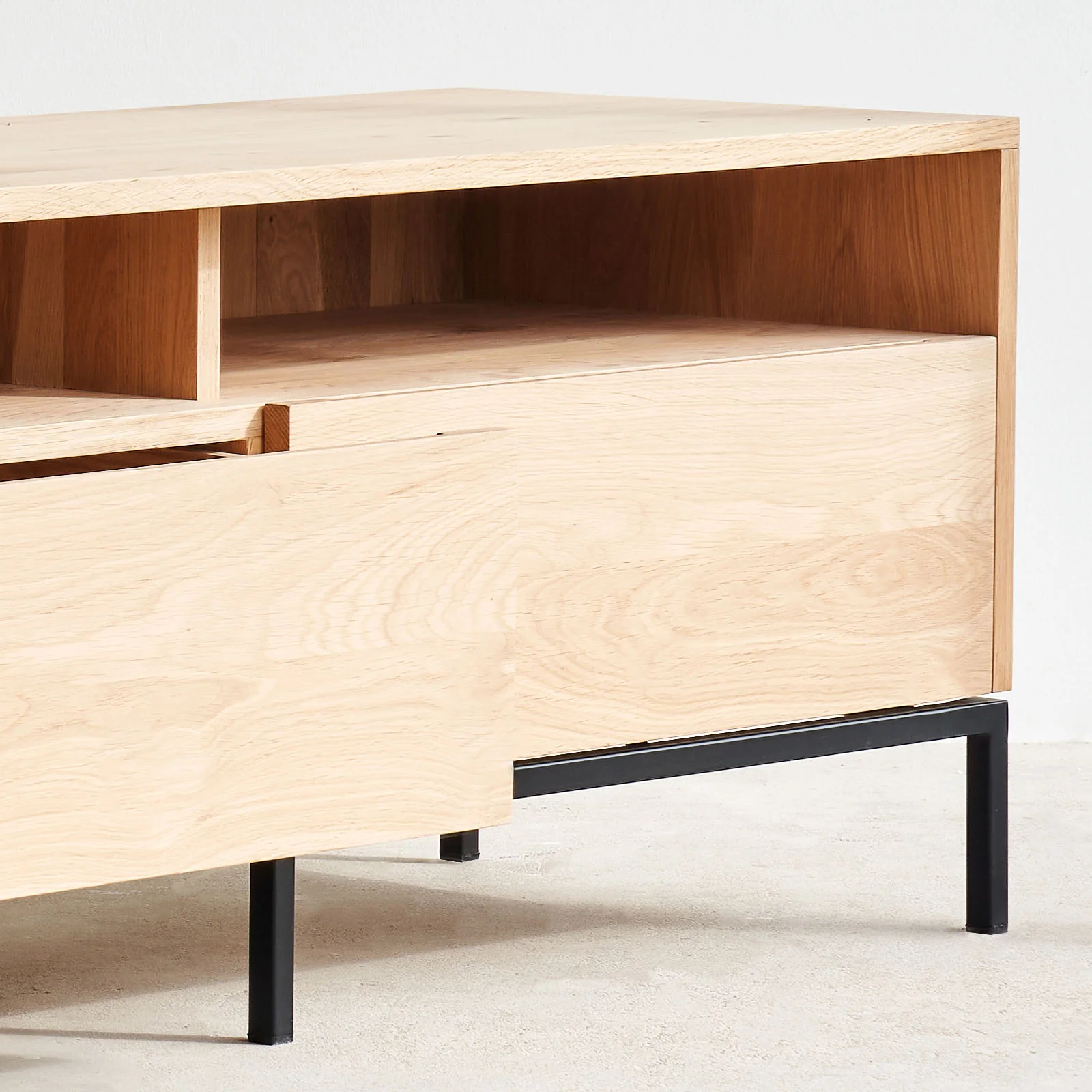 Ligna TV Console | Oak (210cm) - Image 4
