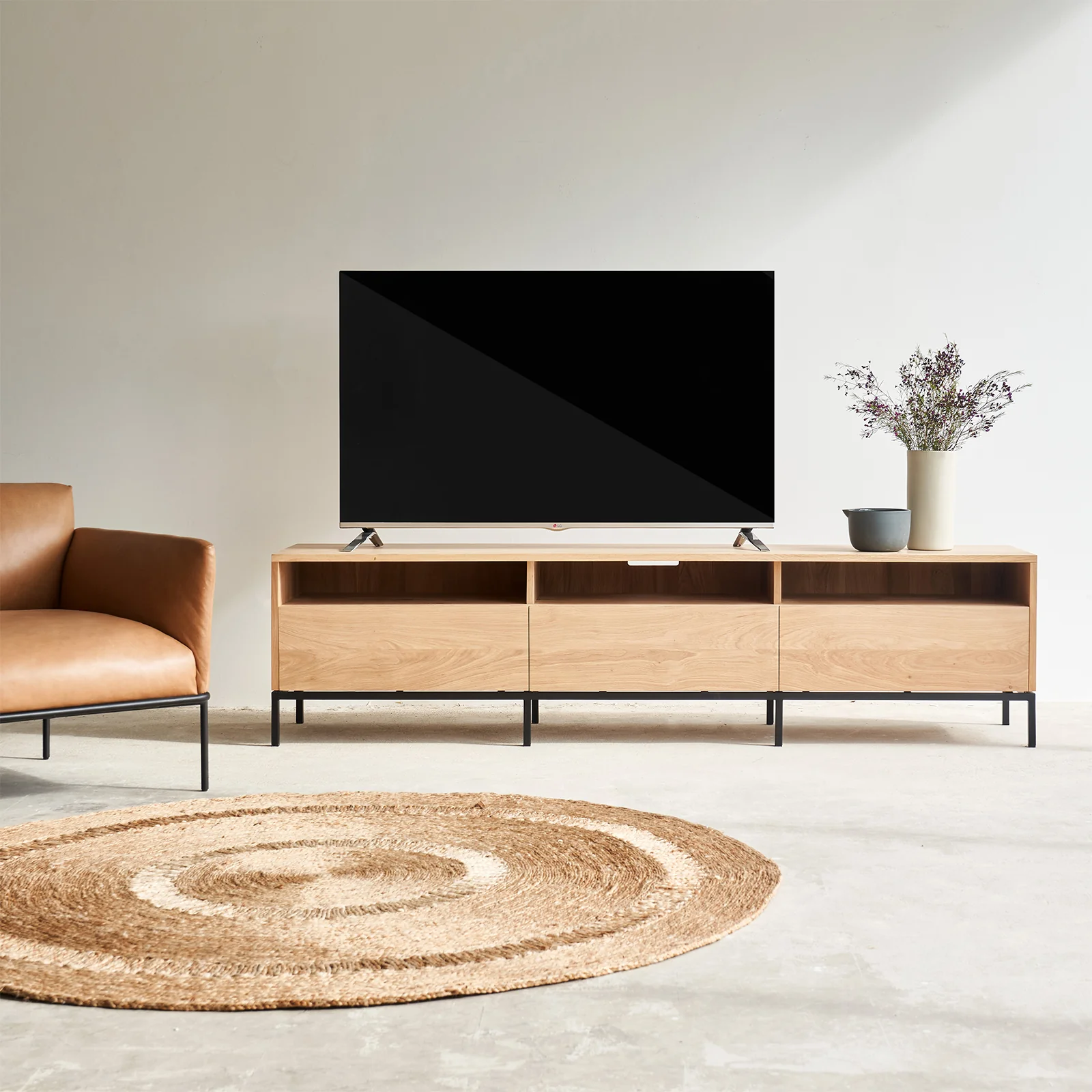 Ligna TV Console | Oak (210cm) - Image 5