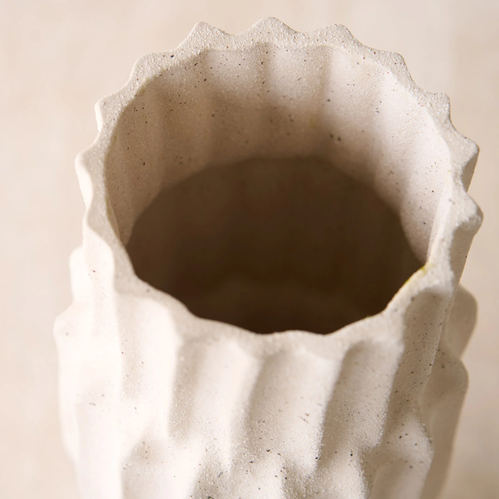 Longa Vase | Cream - Image 2