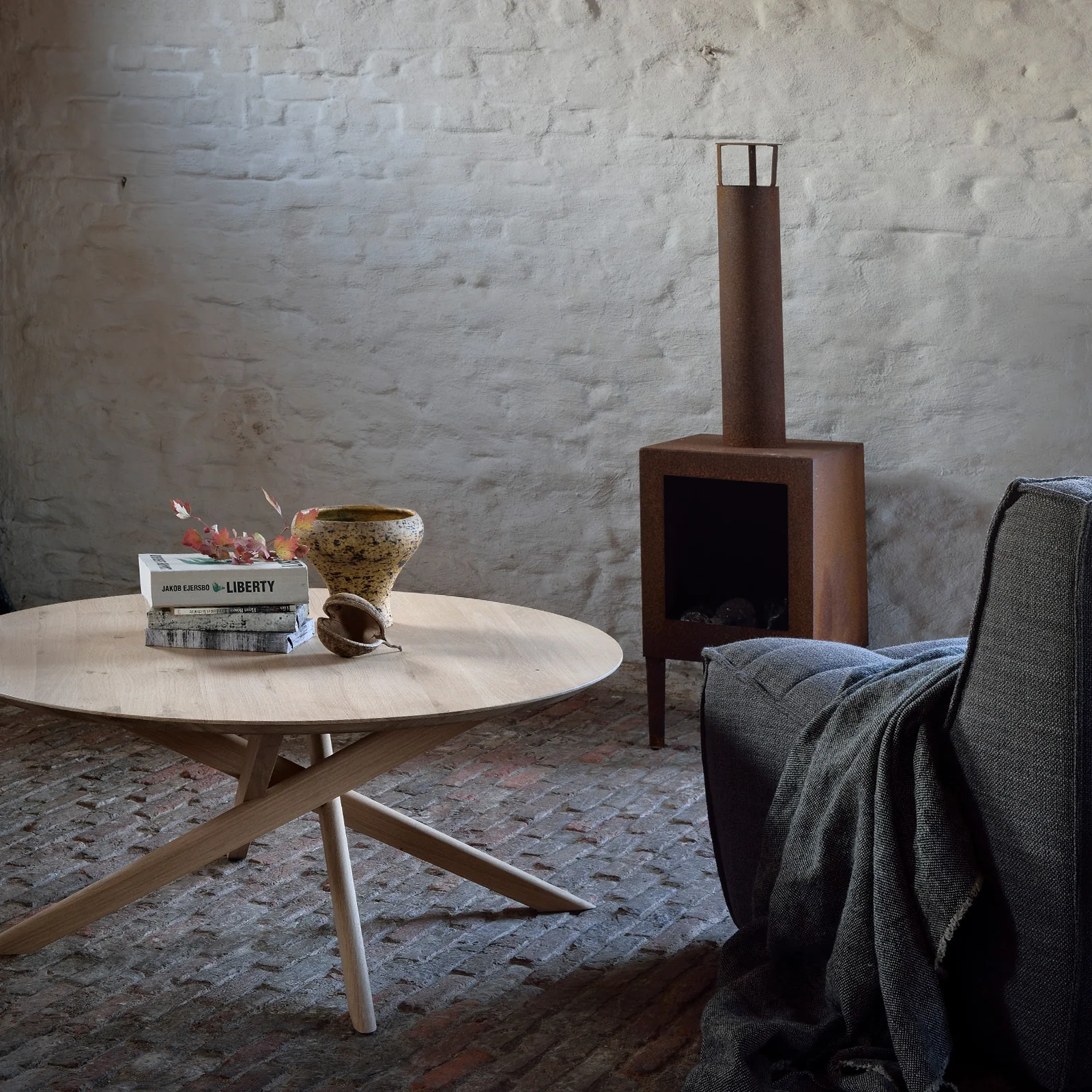 Mikado Round Coffee Table | Oak (100cm) - Image 2