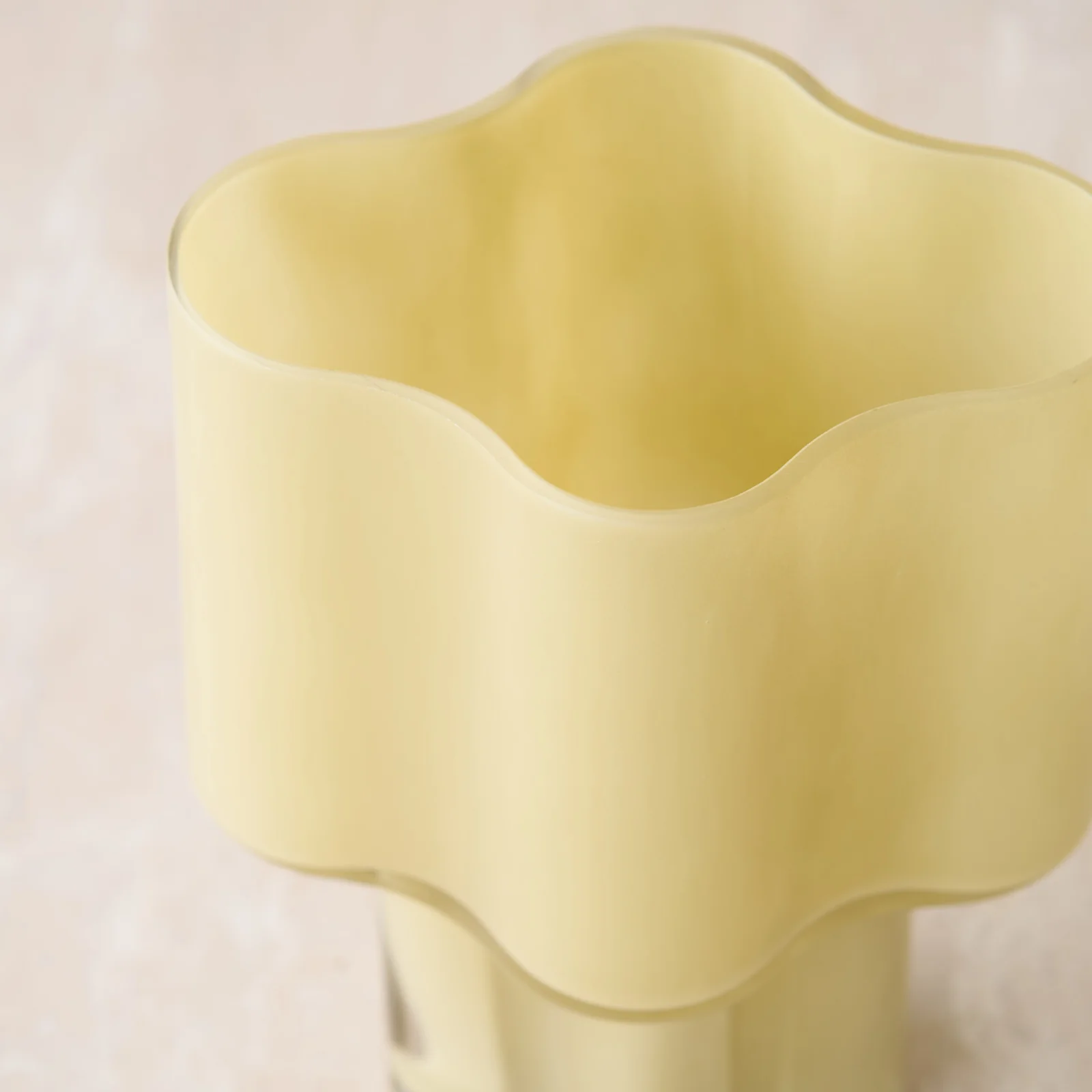 Monells Vase | Green - Image 2