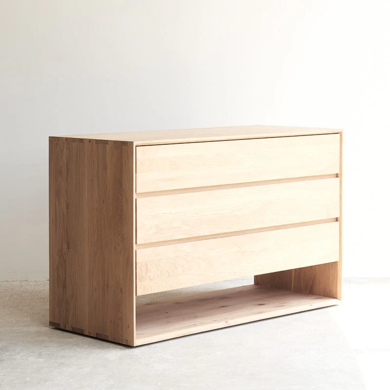 Nordic Chest of Drawers | Oak (130cm) - Image 3