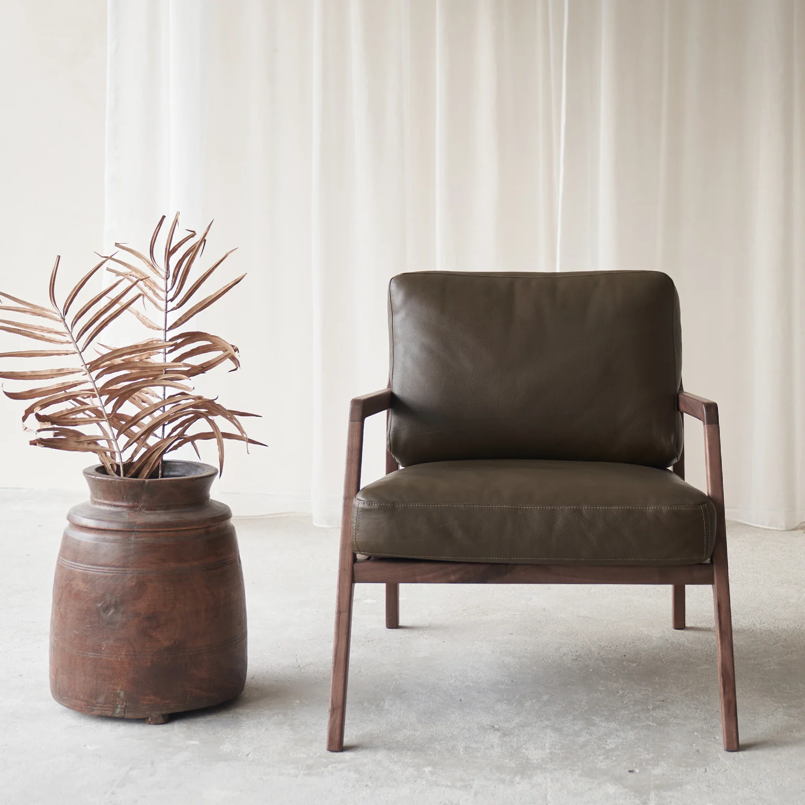 Nysse Leather Armchair | Bespoke - Image 6