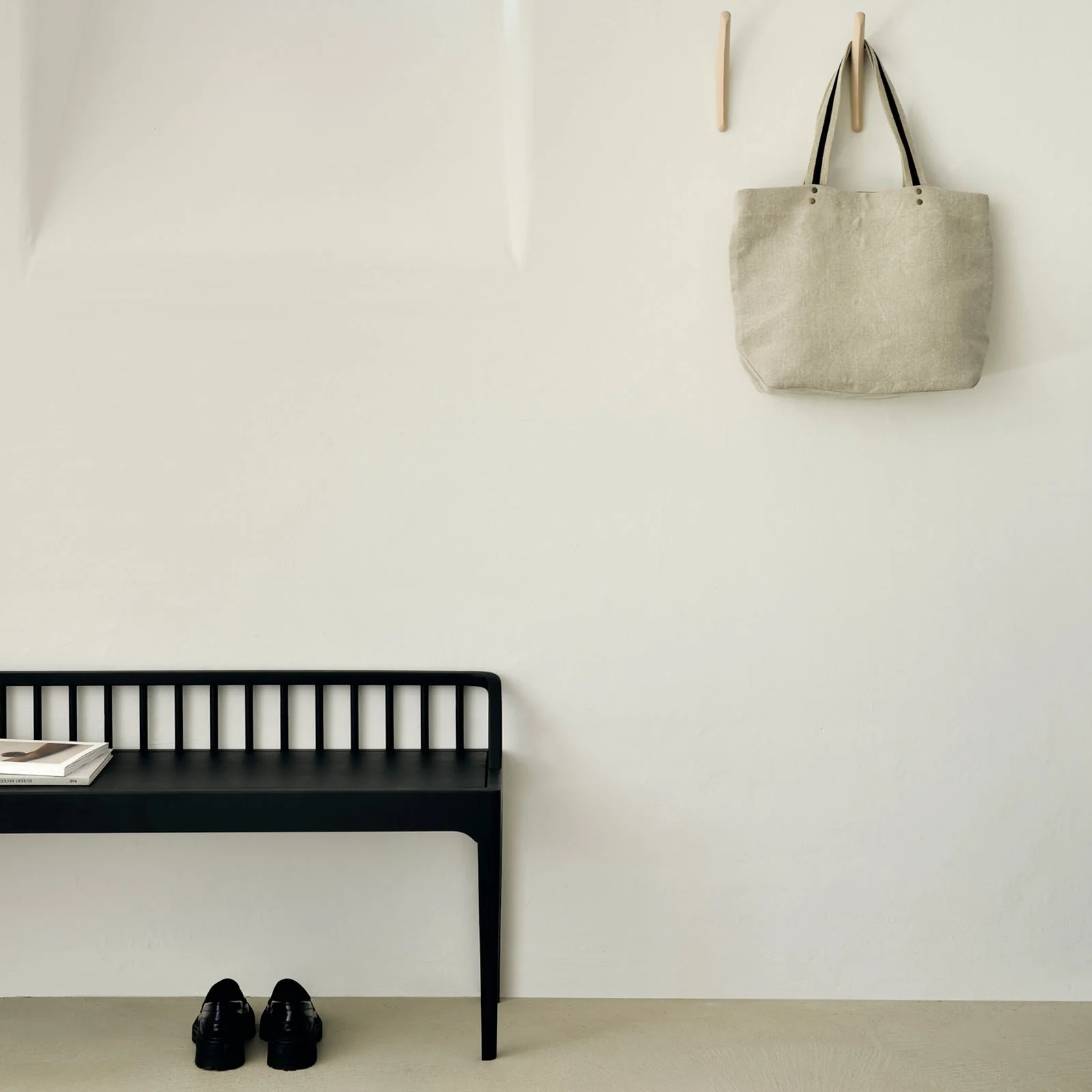 Spindle Bench | Oak - Black - Image 5