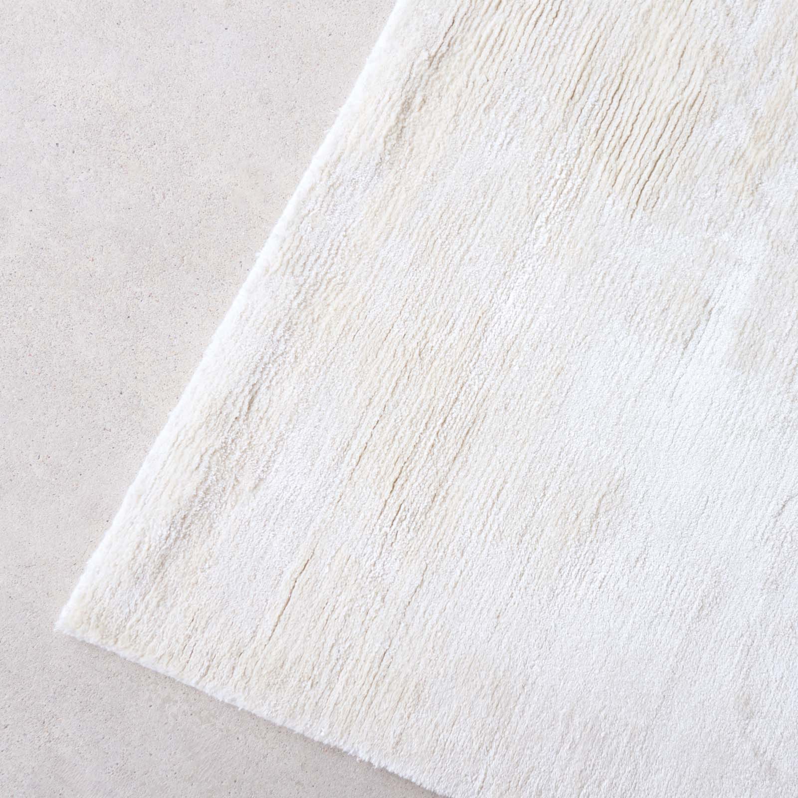 Oasis Lux Handknotted Rug | White - Image 2