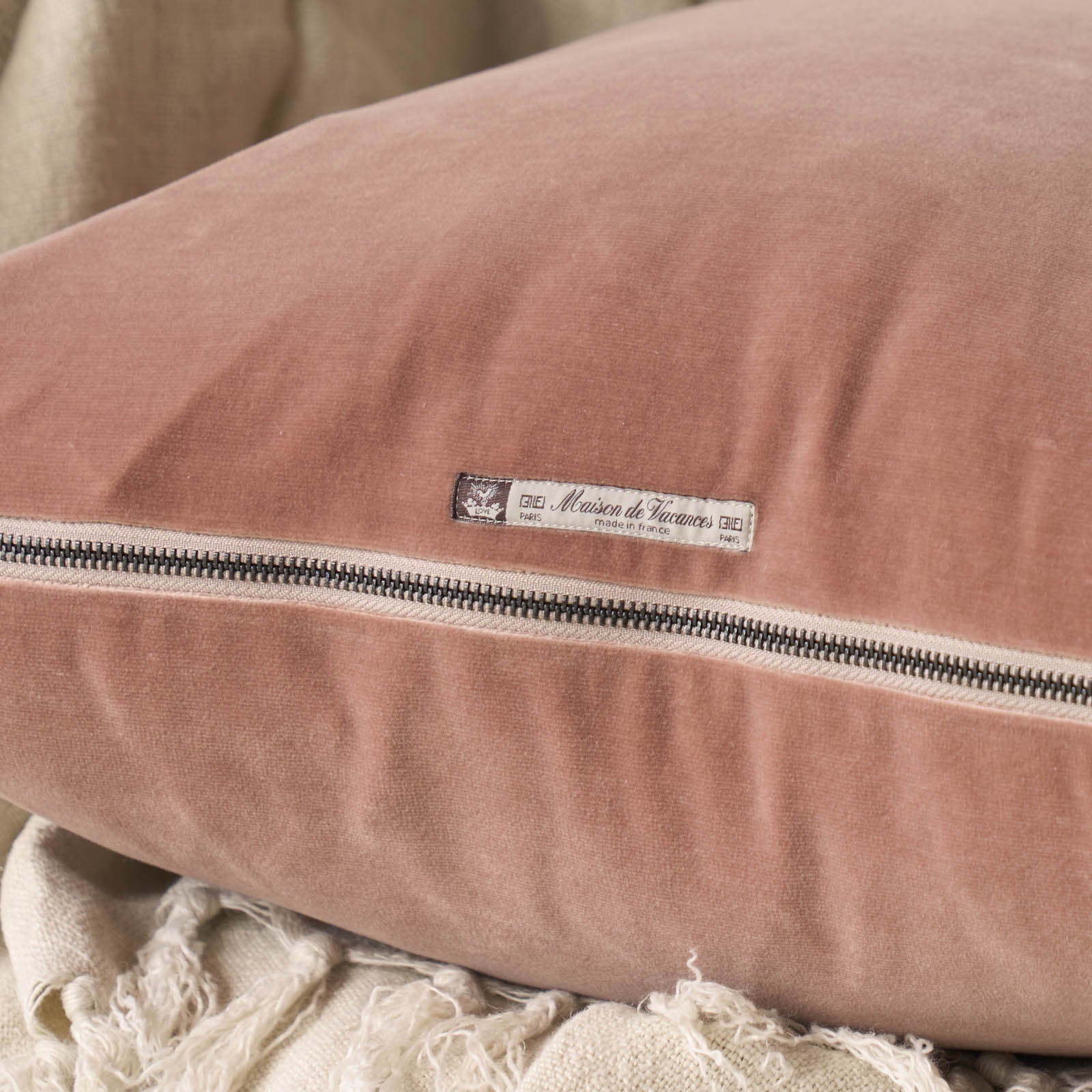 Palazzo Velvet Cushion | Blush - Image 3