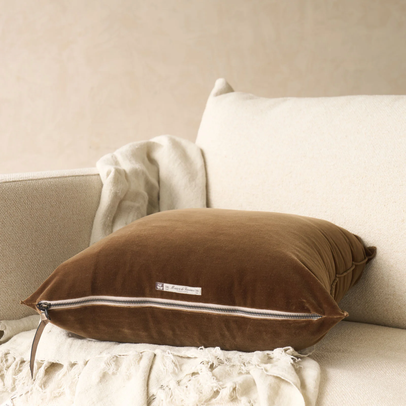 Palazzo Velvet Cushion | Havane (50 x 50cm) - Image 2