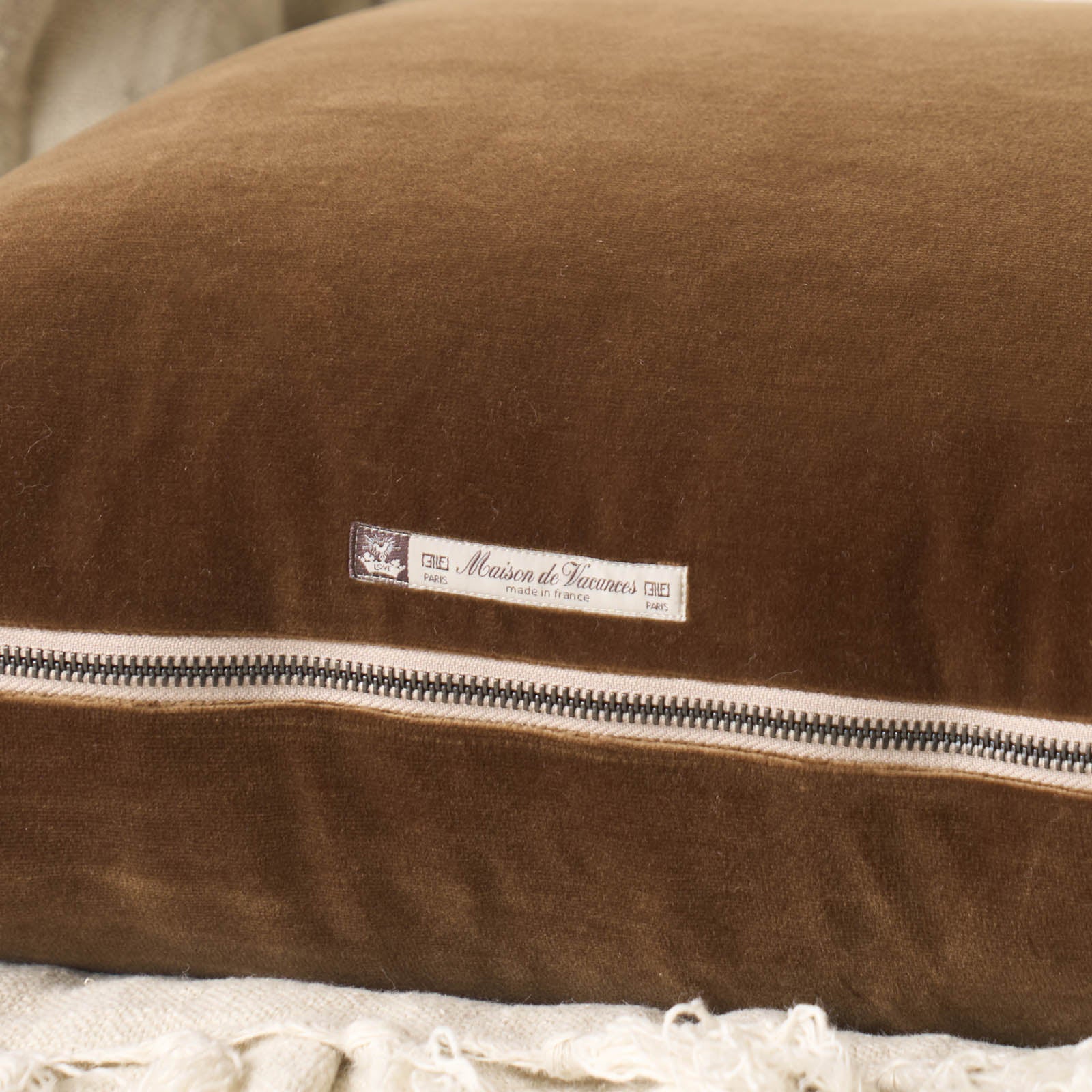 Palazzo Velvet Cushion | Havane (50 x 50cm) - Image 3