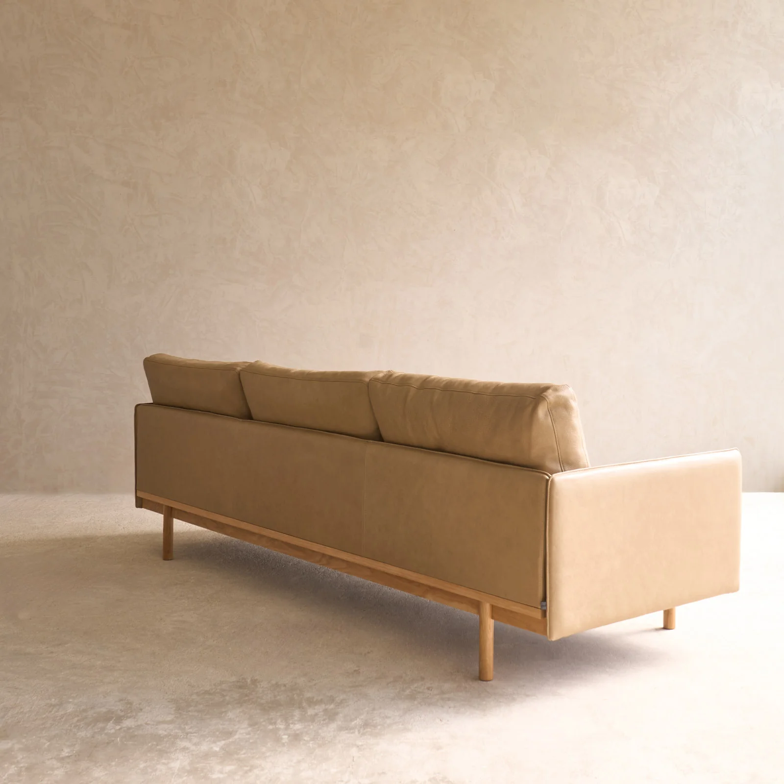 Pensive 2.5 & 3.5 Seater Leather Sofa | Arena - Image 11