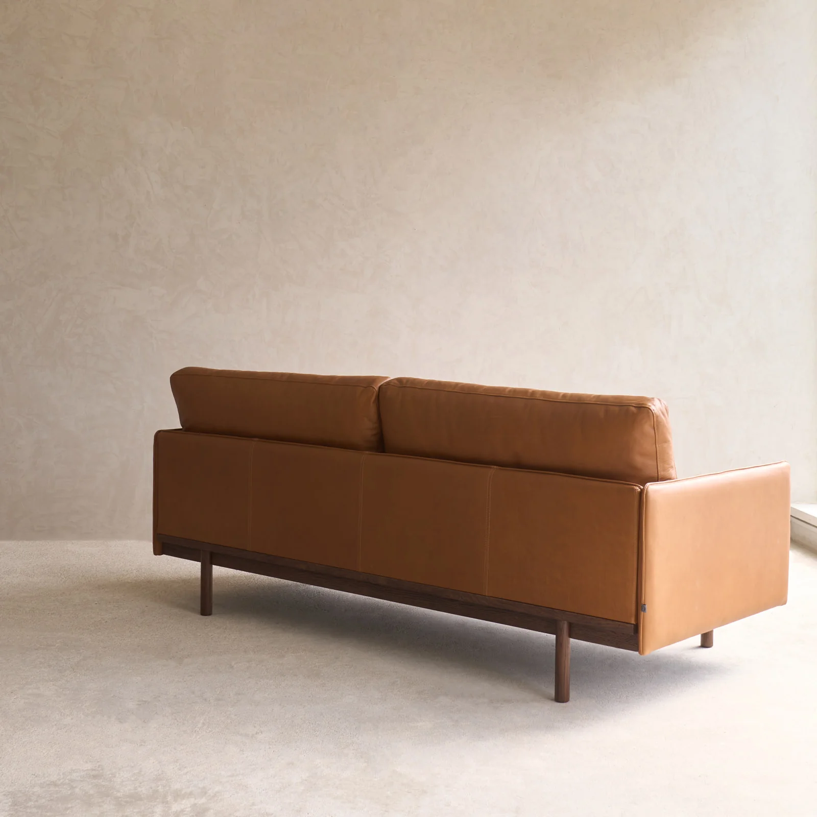 Pensive Leather Sofa | Espresso Oak Frame - Saddle - Image 9