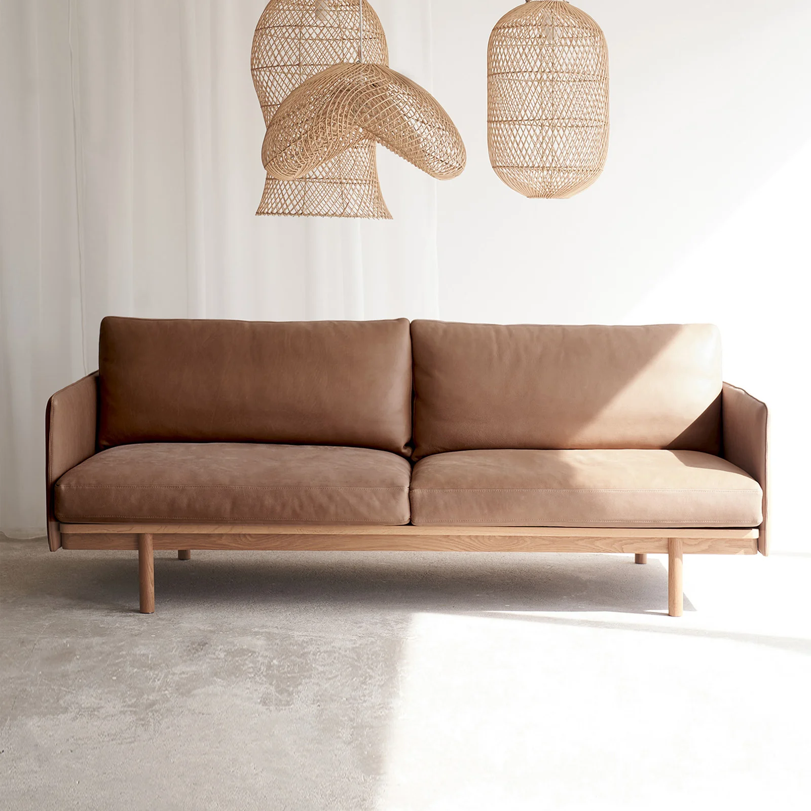 Pensive 2.5 & 3.5 Seater Leather Sofa | Pecan