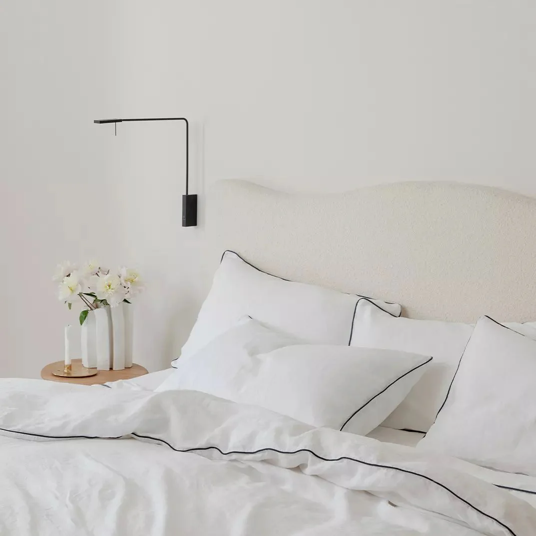 Piped Linen Duvet Set | White & Navy - Image 5