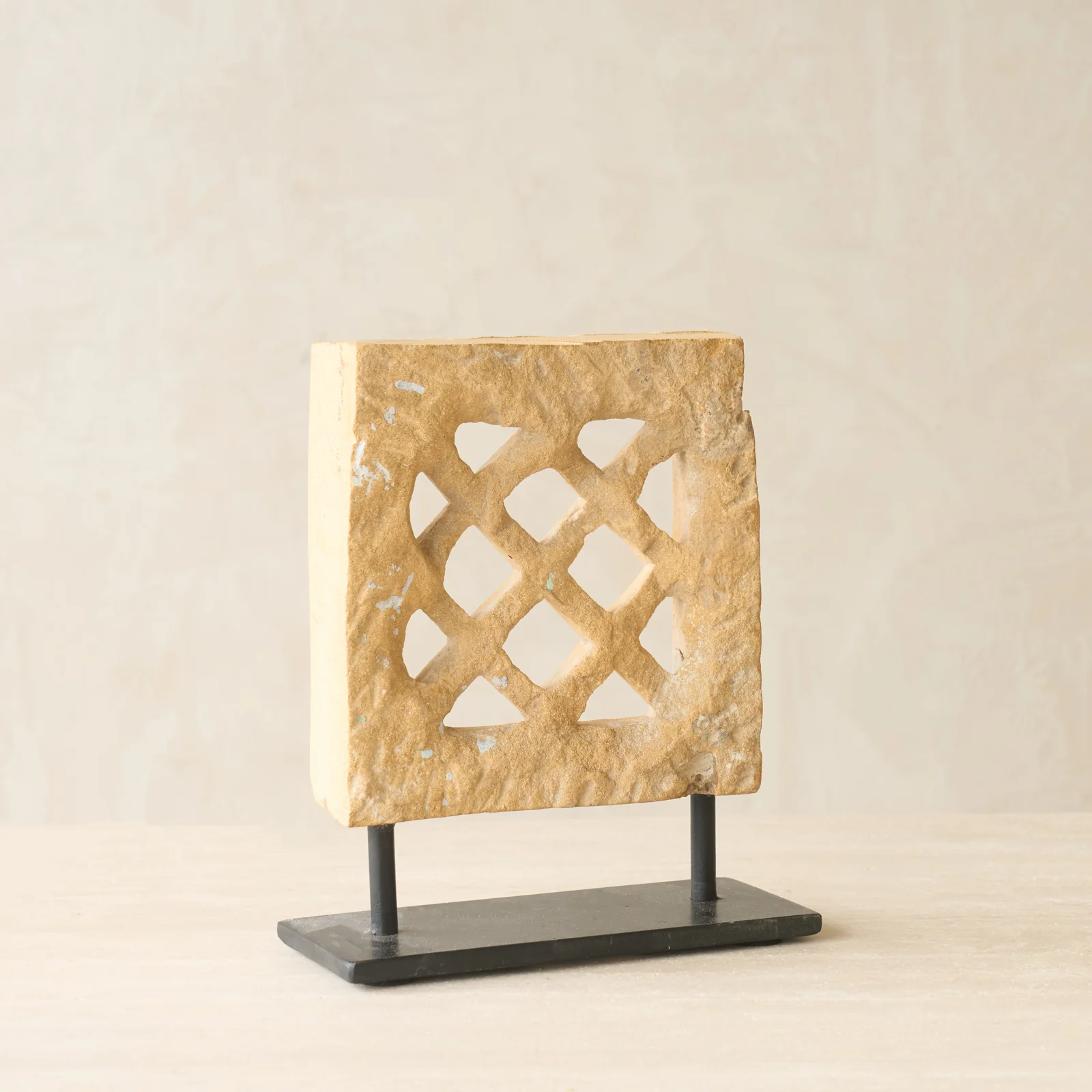 Reclaimed Sandstone Jali Deco - Image 4