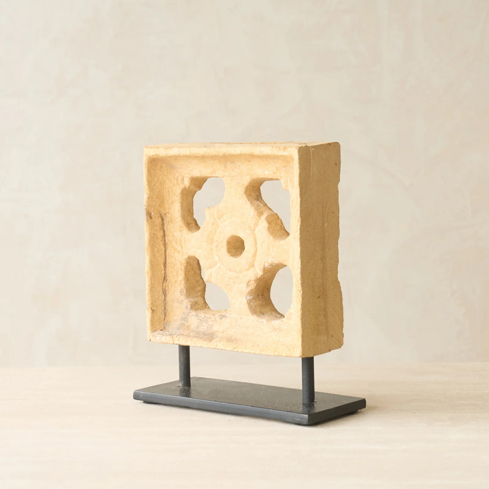 Reclaimed Sandstone Jali Deco - Image 9